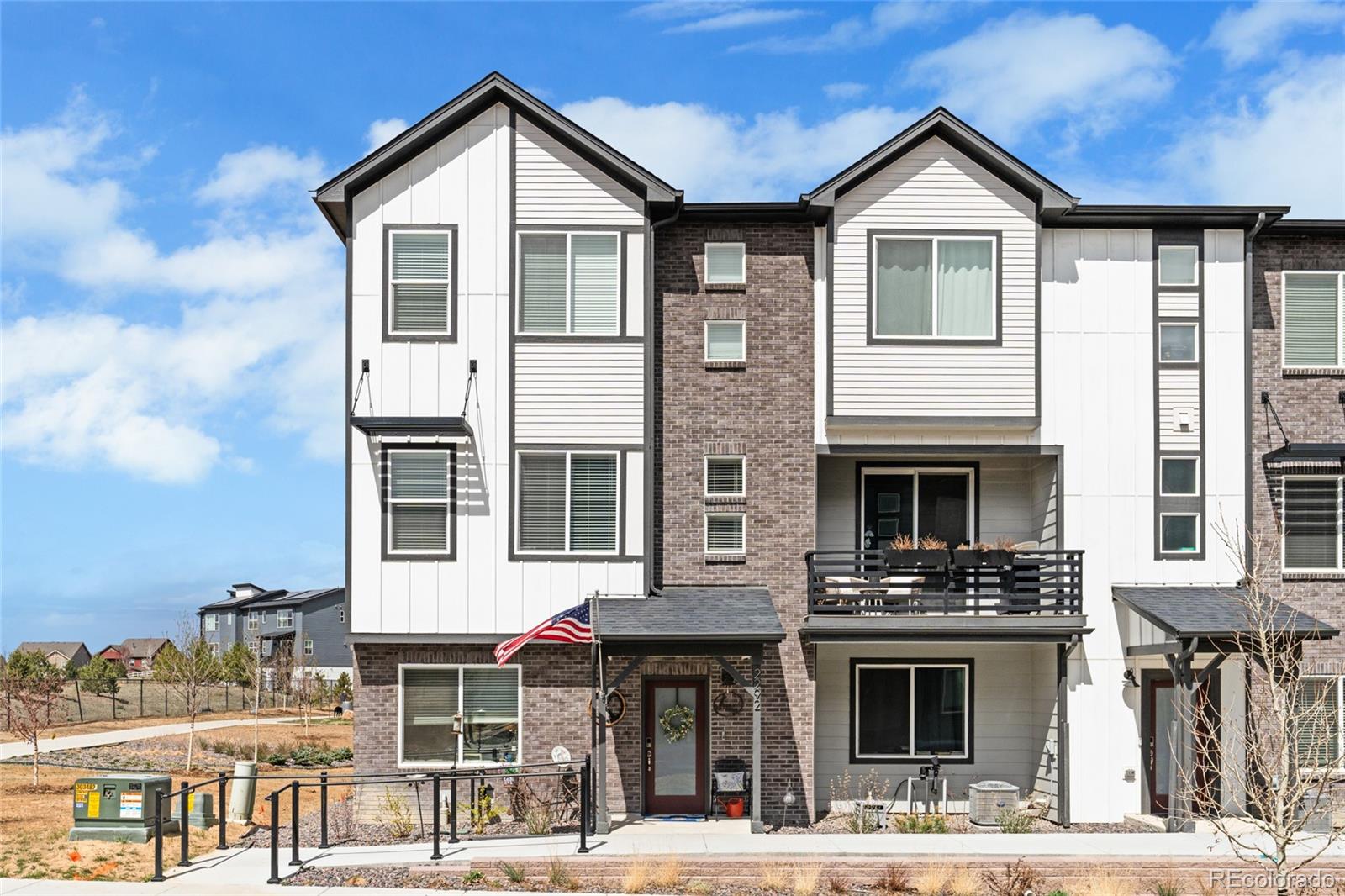  Broomfield Condo / Townhome | MLS #: 82497062292 W 166th Lane , Broomfield Beds: 4 Baths: 4 Price: $599,900