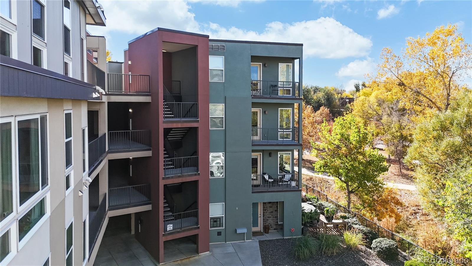 5201 S Fox Street 109, Littleton  MLS: 4404587 Beds: 2 Baths: 2 Price: $375,000