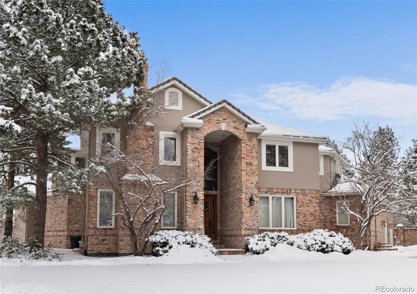 2230 e grand avenue, Cherry Hills sold home. Closed on 2025-04-11 for $2,250,000.