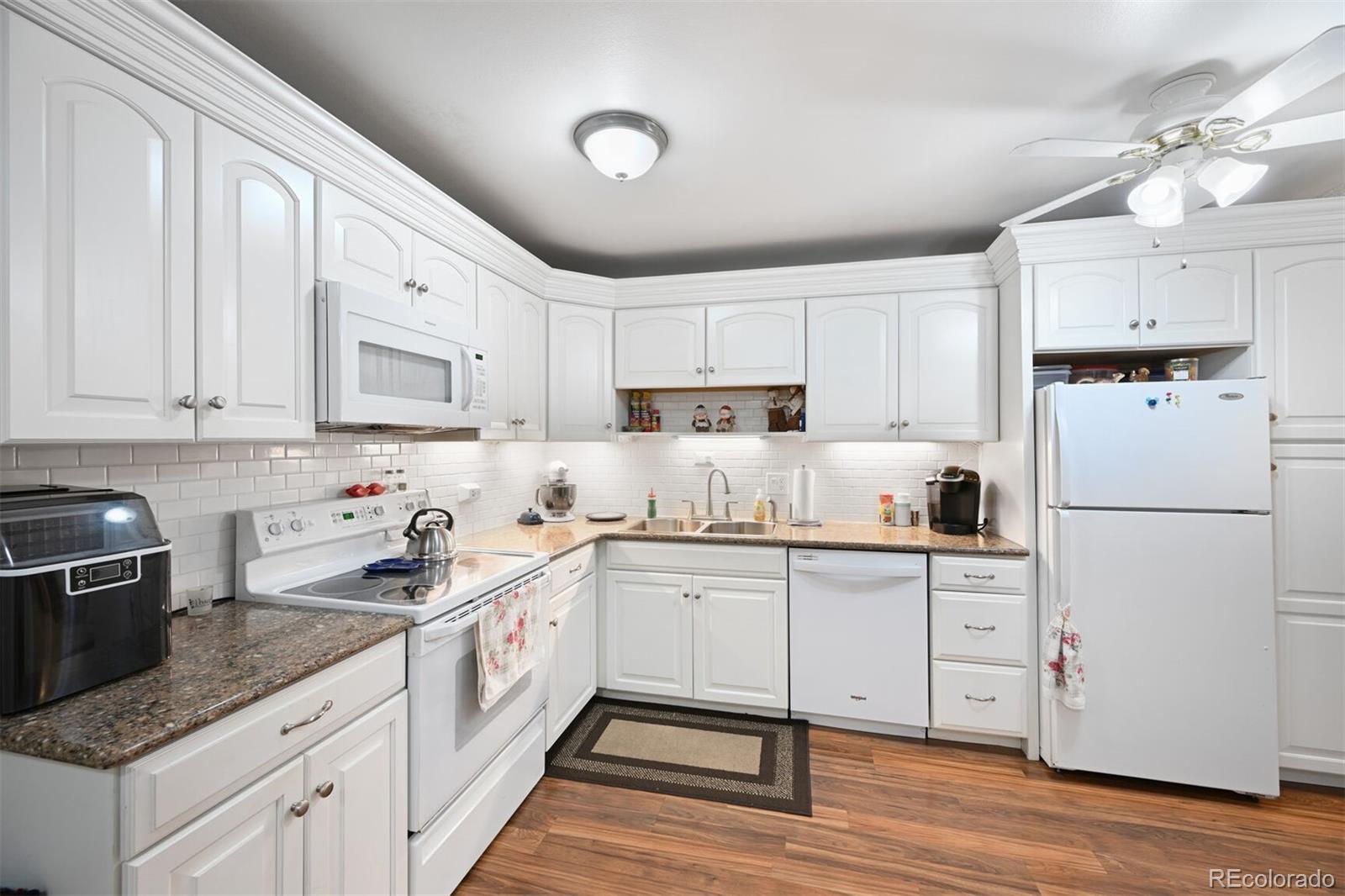 Dsw Denver Condo / Townhome | MLS #: 8622754650 S Clinton Street 11B, Denver Beds: 2 Baths: 1 Price: $169,000
