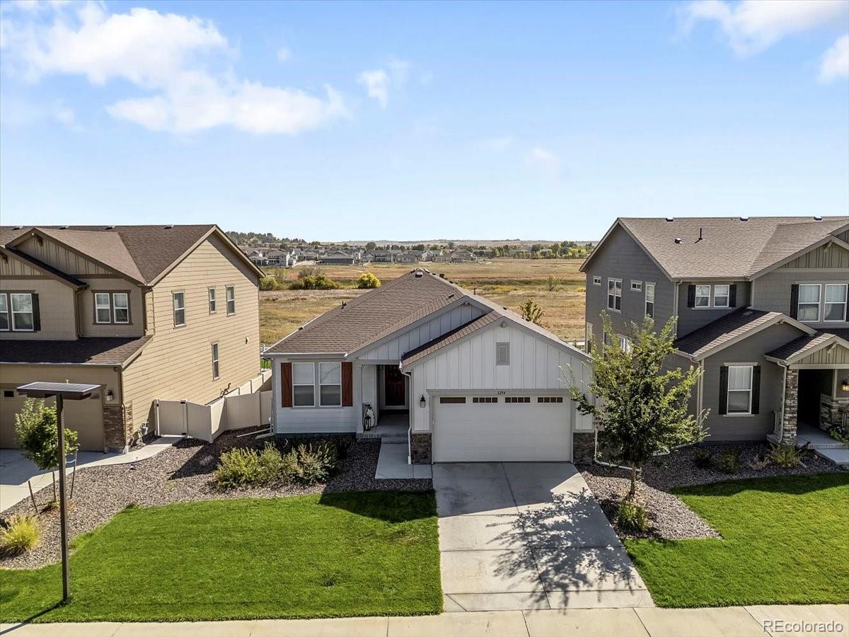 6294  Long Branch Drive, parker MLS: 1893841 Beds: 3 Baths: 3 Price: $685,000