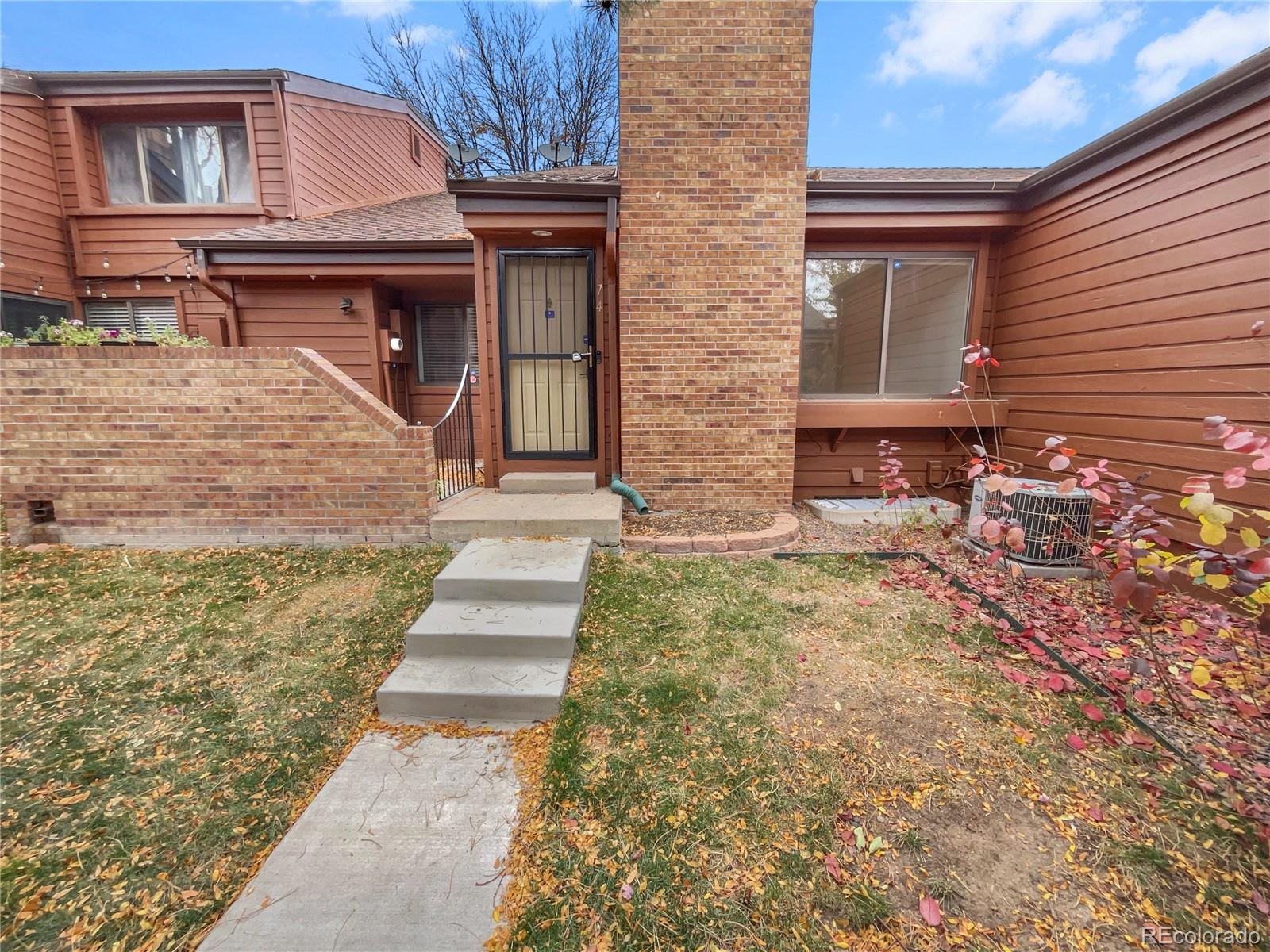 Beaumont Place Denver Condo / Townhome | MLS #: 86894272685 S Dayton Way 74, Denver Beds: 2 Baths: 2 Price: $345,000