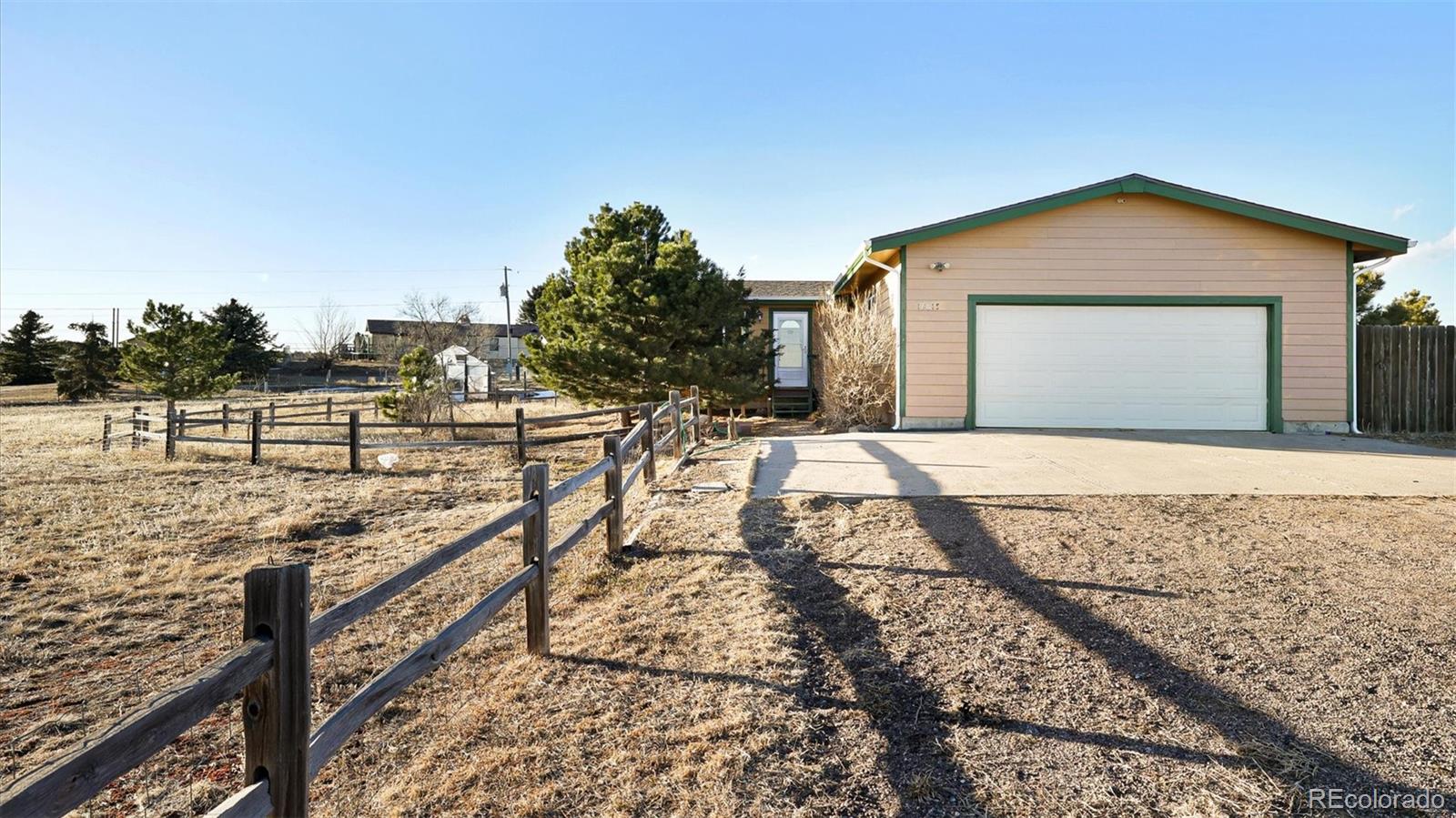 Paint Brush Hills Peyton Home | MLS #: 713819810675  Chiming Bell Circle, Peyton Beds: 4 Baths: 3 Price: $555,000