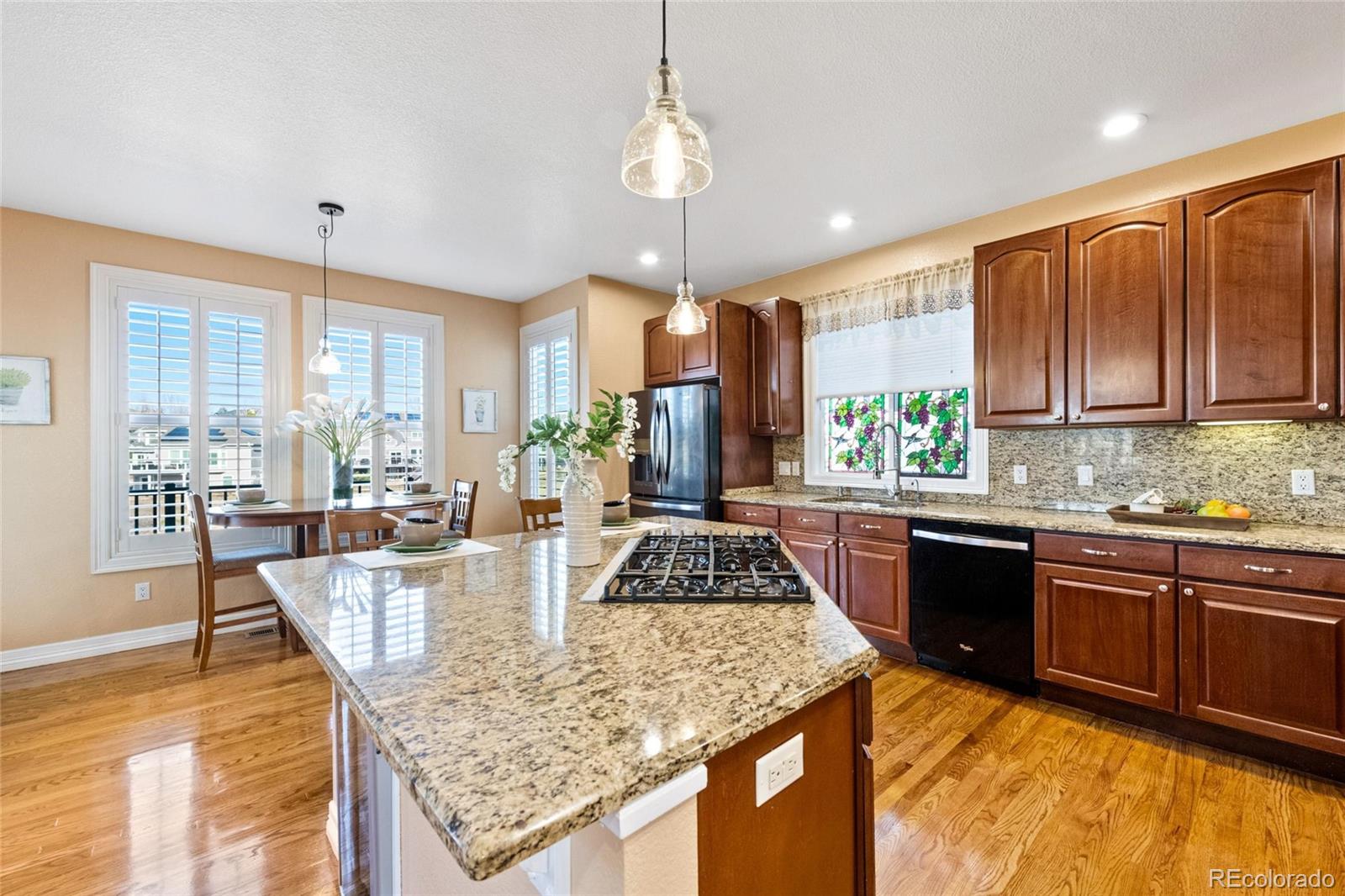 395  Winterthur Way, highlands ranch MLS: 4719547 Beds: 5 Baths: 4 Price: $1,100,000