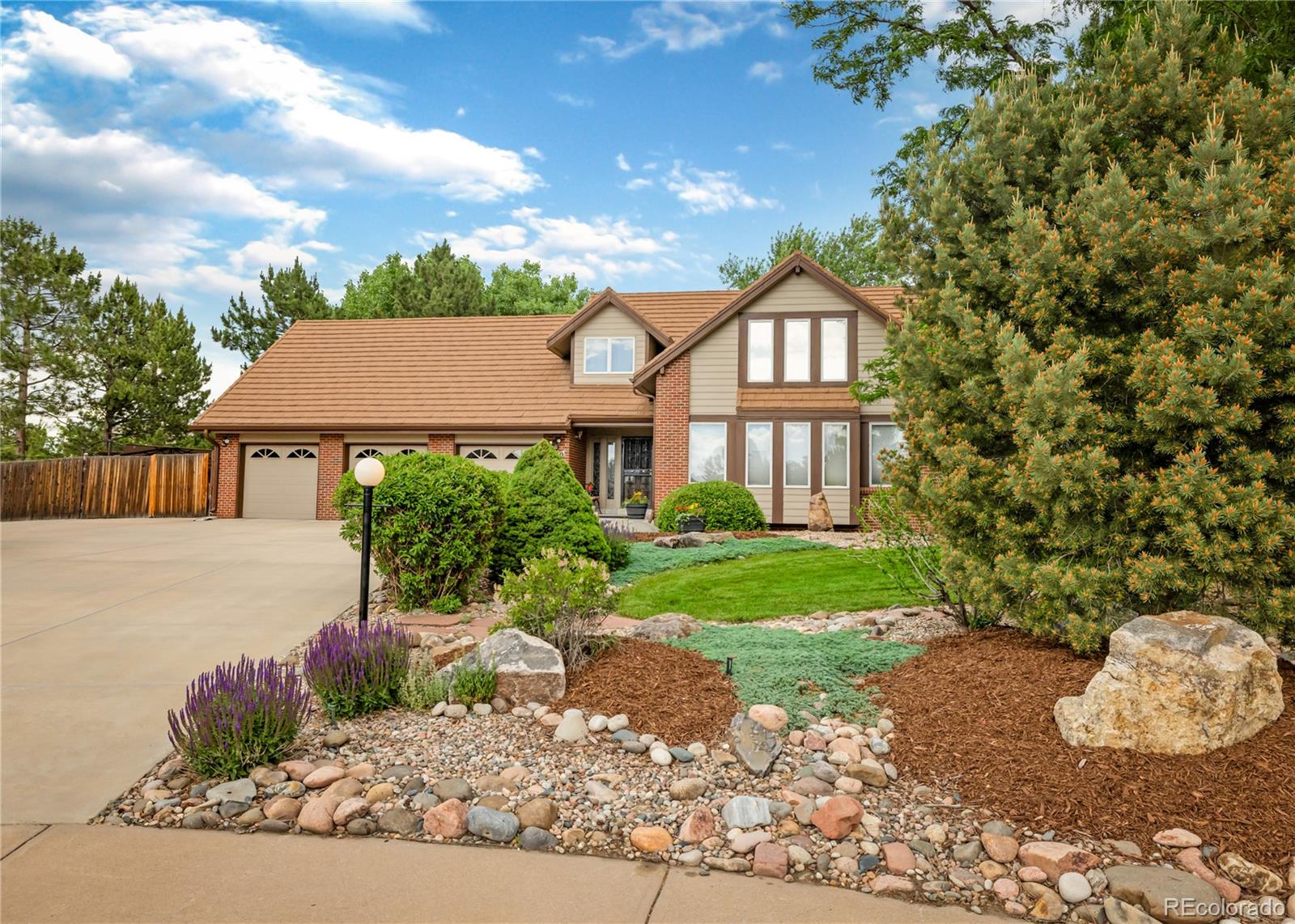 4180 S Yukon Way, lakewood MLS: 7922049 Beds: 5 Baths: 5 Price: $1,250,000