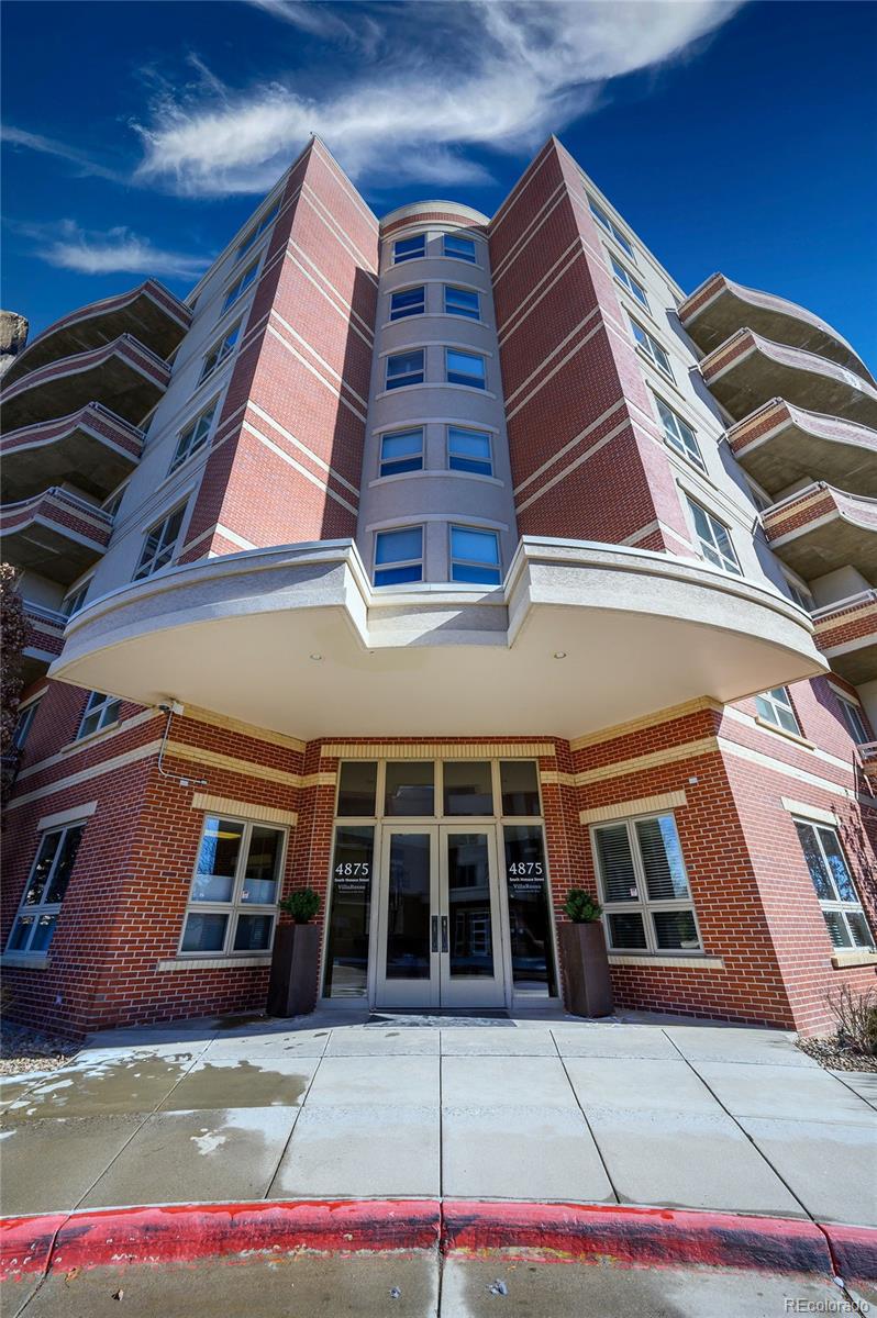 4875 S Monaco Street 103, Denver  MLS: 1698750 Beds: 2 Baths: 2 Price: $695,000