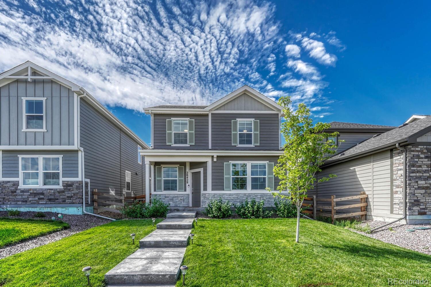  Watkins Home | MLS #: 272413328428 E 8th Place, Watkins Beds: 3 Baths: 3 Price: $435,000