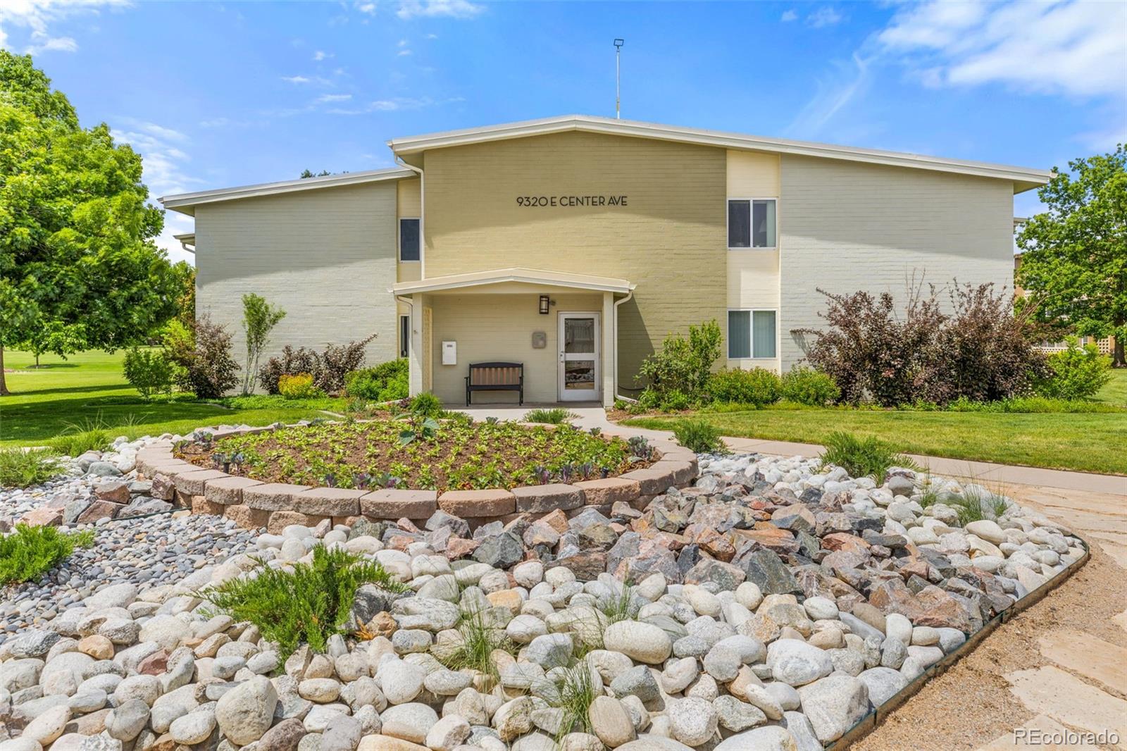 Dsw Denver Condo / Townhome | MLS #: 68765849320 E Center Avenue 4B, Denver Beds: 1 Baths: 1 Price: $162,000