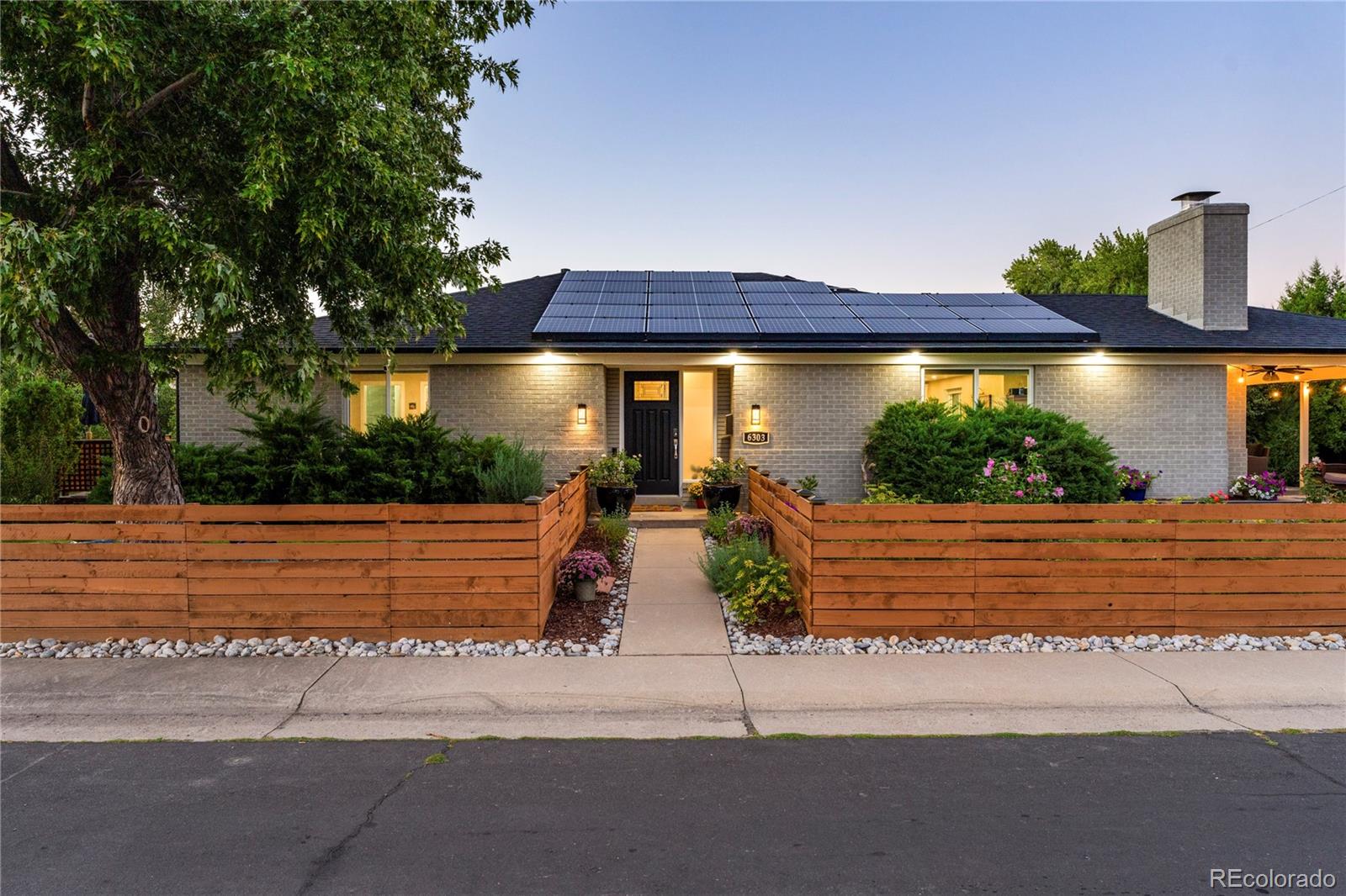 6303 E Dakota Avenue, denver MLS: 4112255 Beds: 3 Baths: 3 Price: $950,000