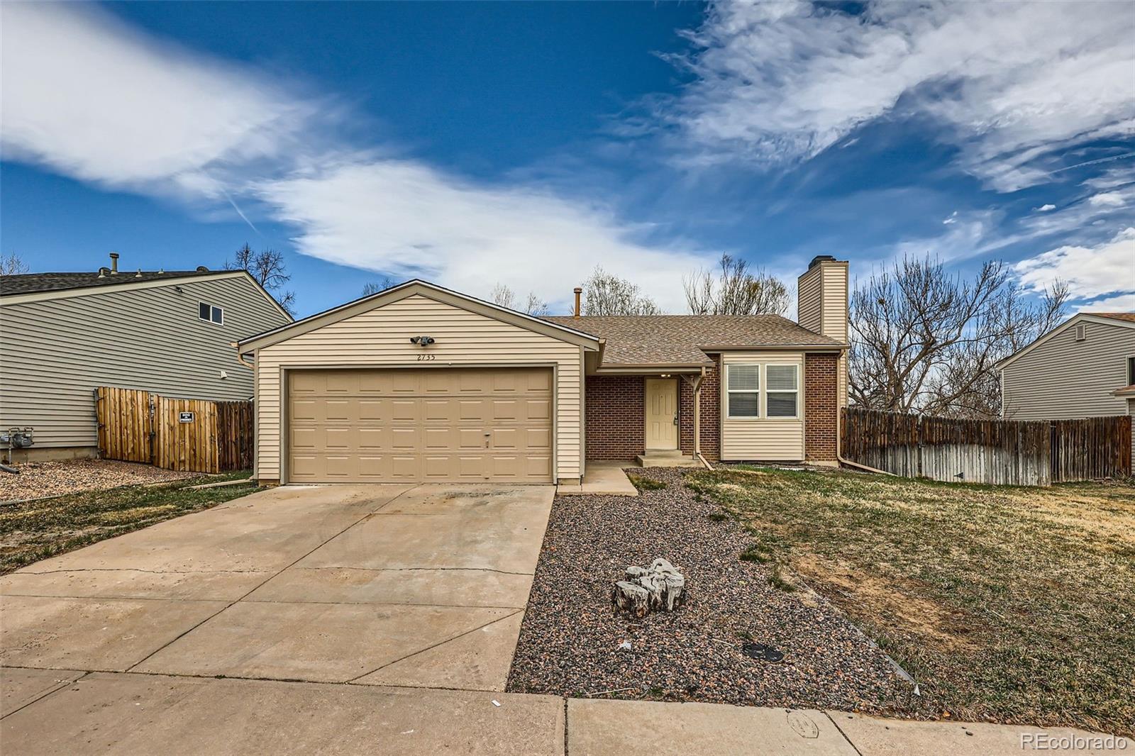 Hutchinson Heights Aurora Home | MLS #: 97781882735 S Uravan Street, Aurora Beds: 3 Baths: 2 Price: $439,900