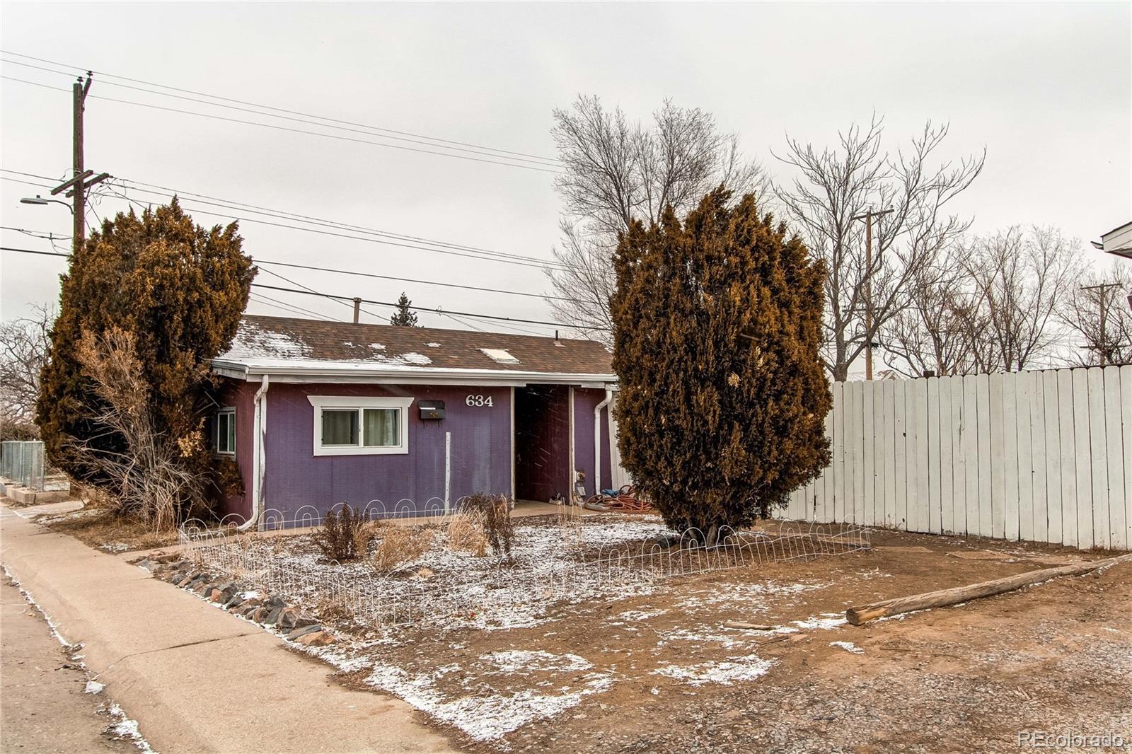 634 S Hazel Court, denver MLS: 9673696 Beds: 2 Baths: 2 Price: $335,000