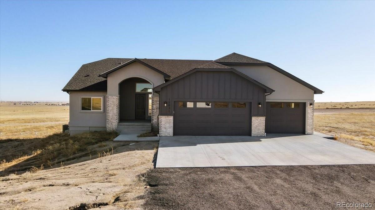  Peyton Home | MLS #: 689900715031  Oscuro Trail, Peyton Beds: 4 Baths: 4 Price: $985,000