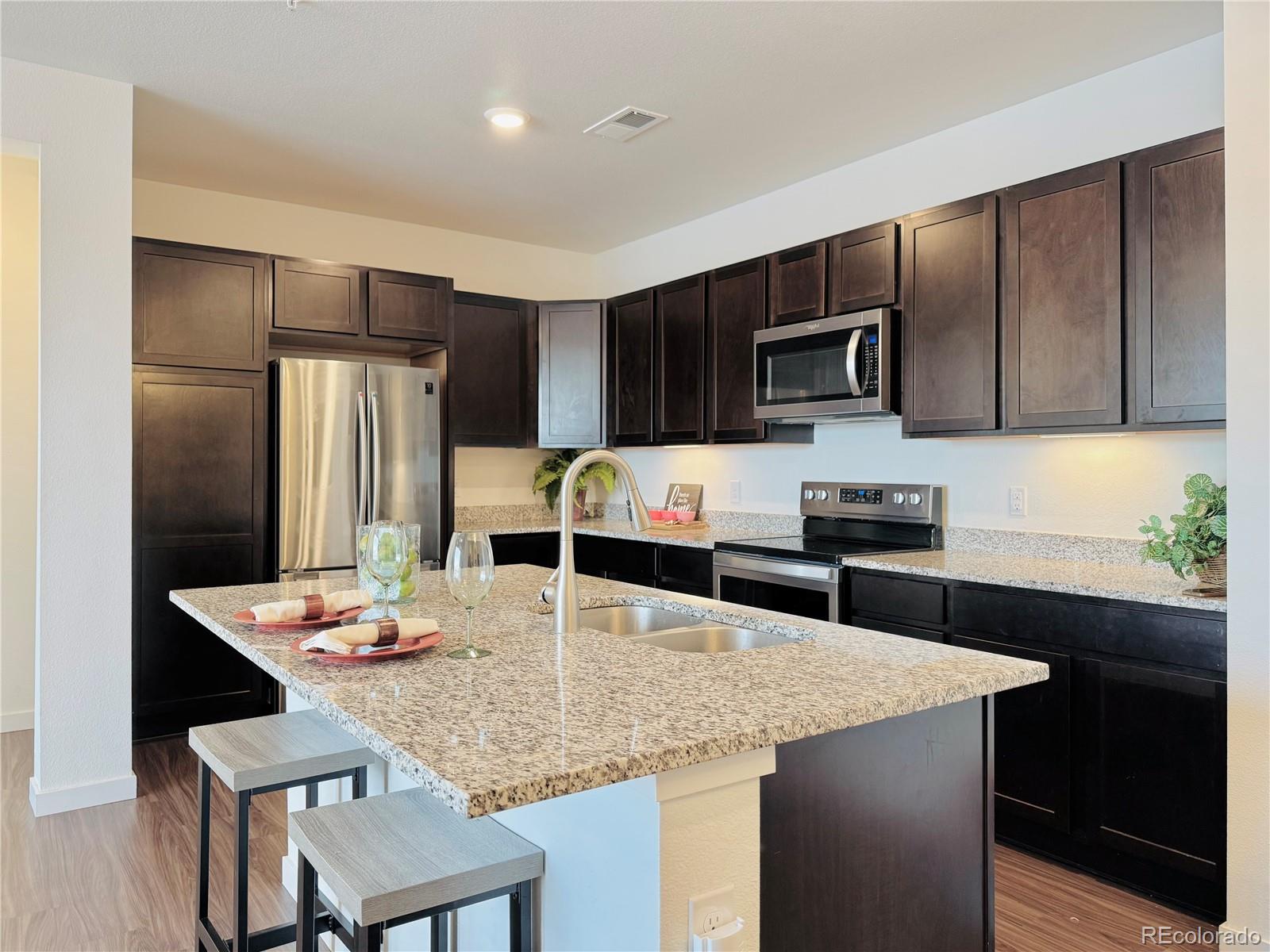 9283 twenty mile road, parker sold home. Closed on 2025-05-09 for $391,000.