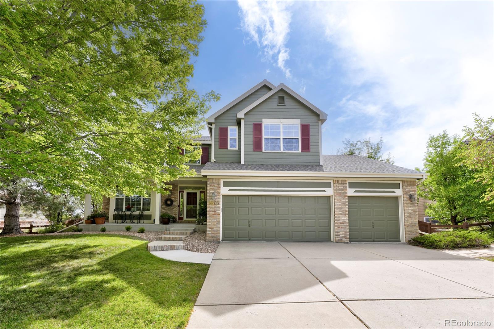 5686  Brook Hollow Drive, broomfield MLS: 6587527 Beds: 5 Baths: 3 Price: $1,025,000