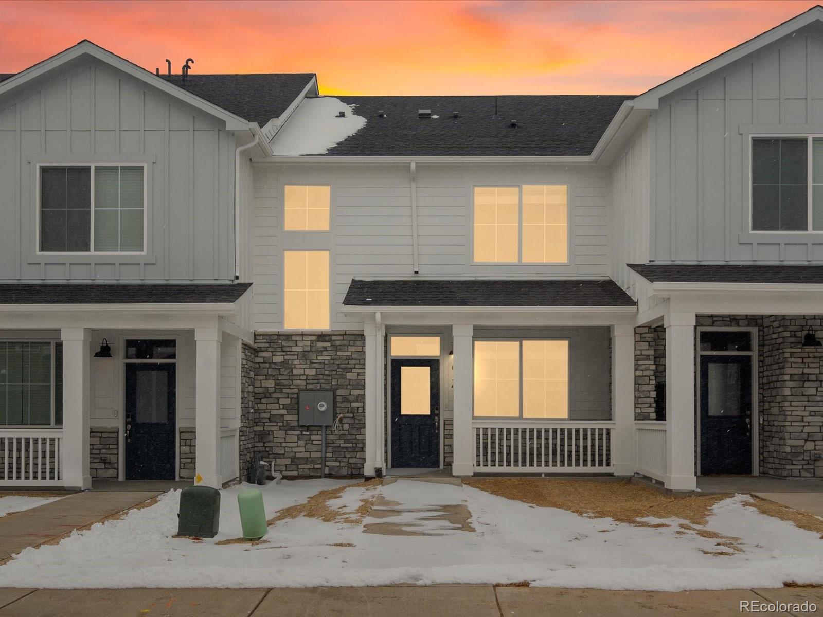 6541 N Malaya Street, aurora MLS: 3414283 Beds: 3 Baths: 3 Price: $399,990