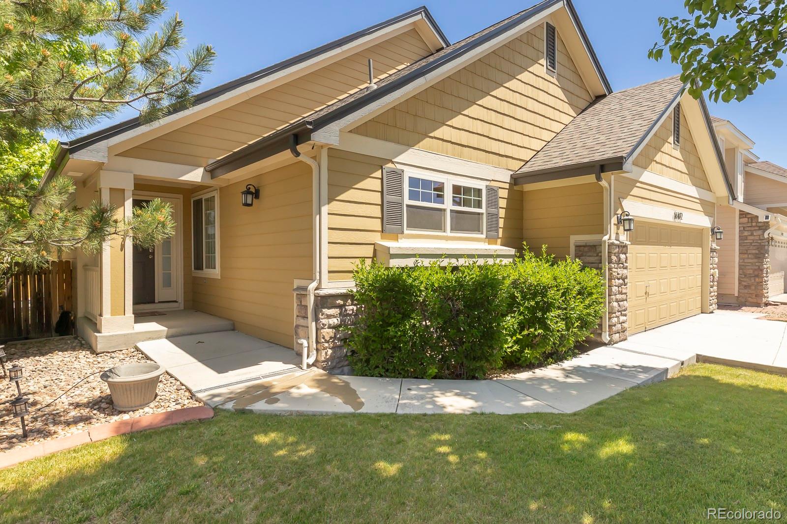 16102  Grebe Place, parker MLS: 3803446 Beds: 6 Baths: 4 Price: $750,000
