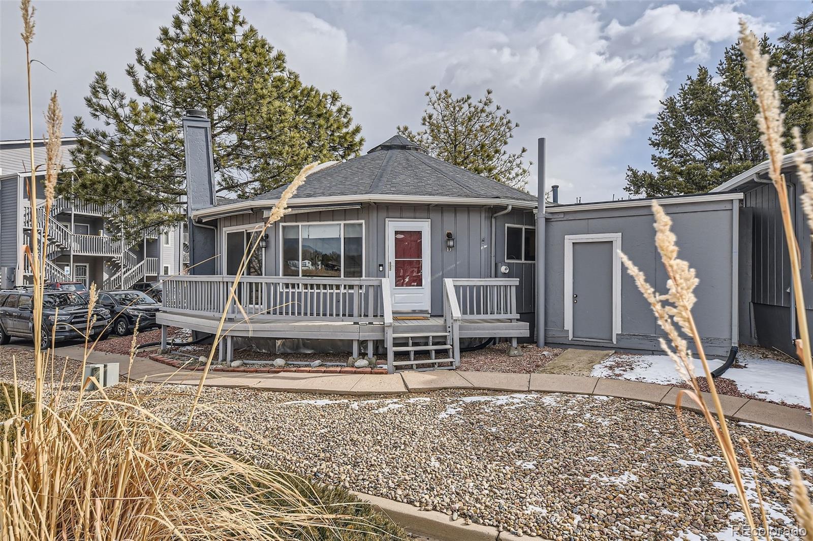 8100 W Quincy Avenue D, Denver  MLS: 6795206 Beds: 2 Baths: 2 Price: $389,000