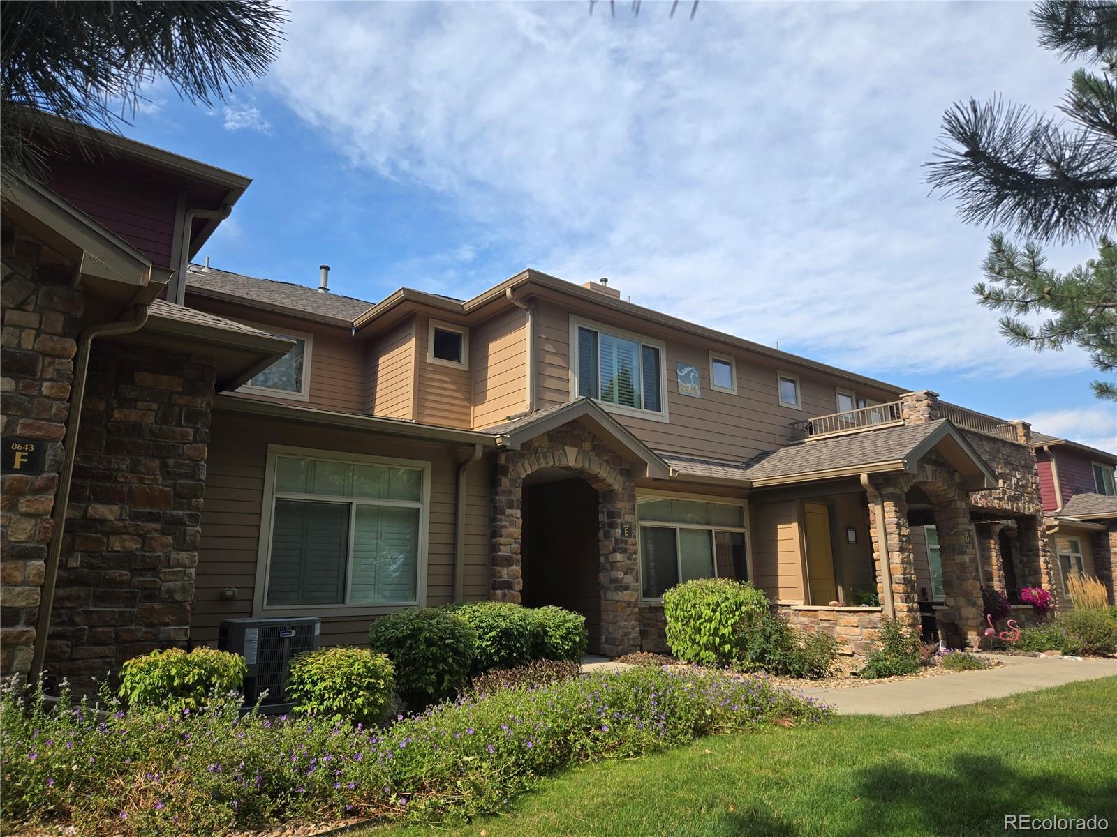 Palomino Park Highlands Ranch Condo / Townhome | MLS #: 93195478643  Gold Peak Drive E, Highlands Ranch Beds: 2 Baths: 2 Price: $499,000