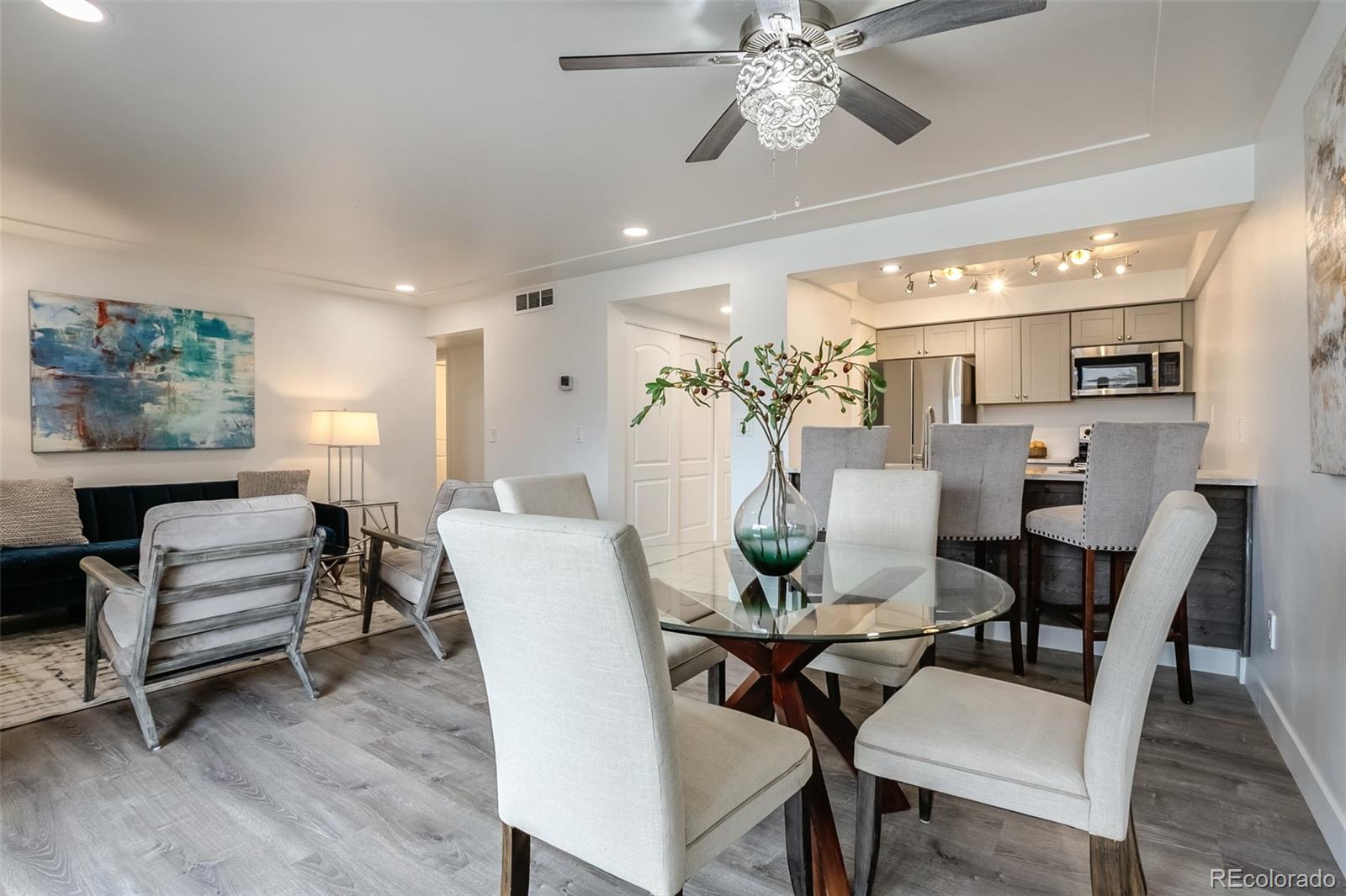 Appletree East Aurora Condo / Townhome | MLS #: 483070814150 E Temple Drive V06, Aurora Beds: 2 Baths: 2 Price: $265,000