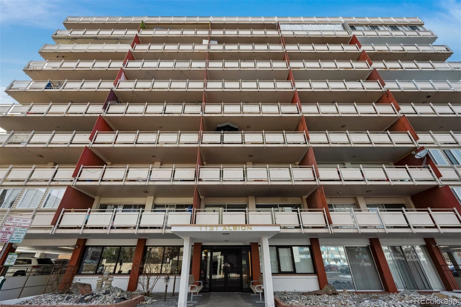 1121  Albion Street 804, Denver  MLS: 5369272 Beds: 1 Baths: 1 Price: $184,500