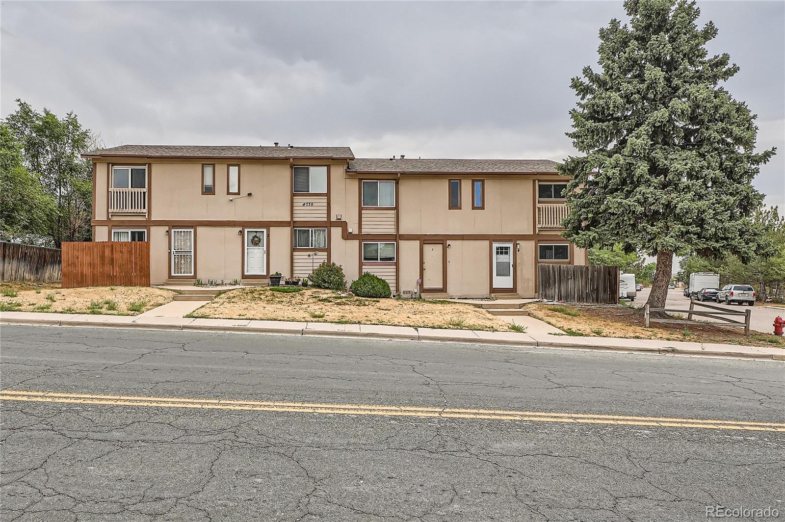 8770  Rainbow Avenue, denver MLS: 6342272 Beds: 2 Baths: 2 Price: $260,000