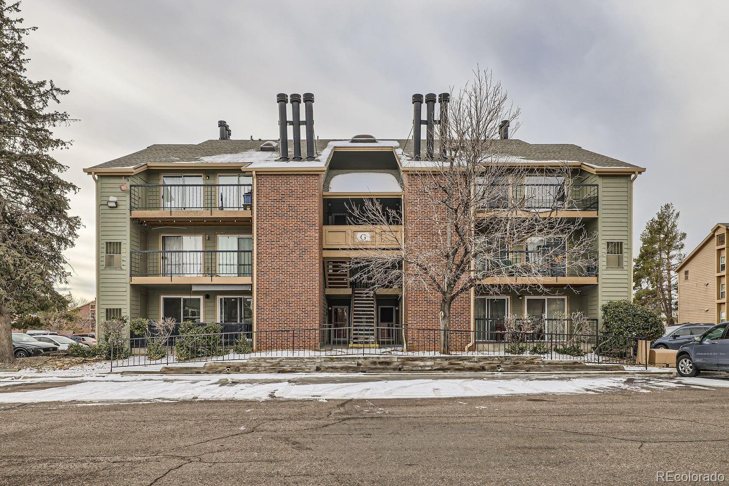 Chestnut Littleton Condo / Townhome | MLS #: 85291904899 S Dudley Street 17G, Littleton Beds: 2 Baths: 1 Price: $284,900