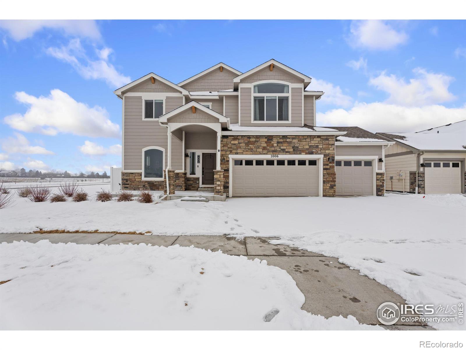 2006  Delvin Street, berthoud MLS: 4567891026681 Beds: 5 Baths: 4 Price: $740,000