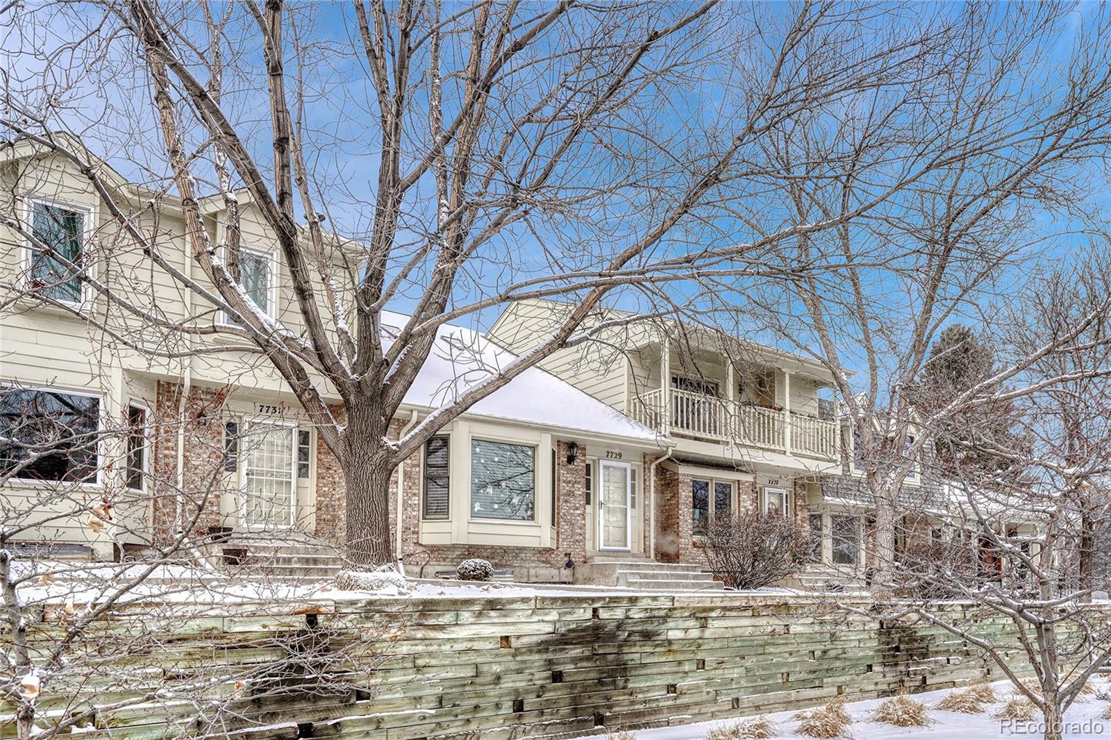 7729 s cove circle, Centennial sold home. Closed on 2025-05-16 for $455,000.