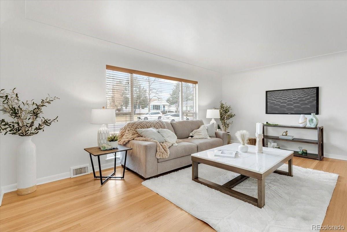 479 s kendall street, Lakewood sold home. Closed on 2025-05-30 for $591,500.