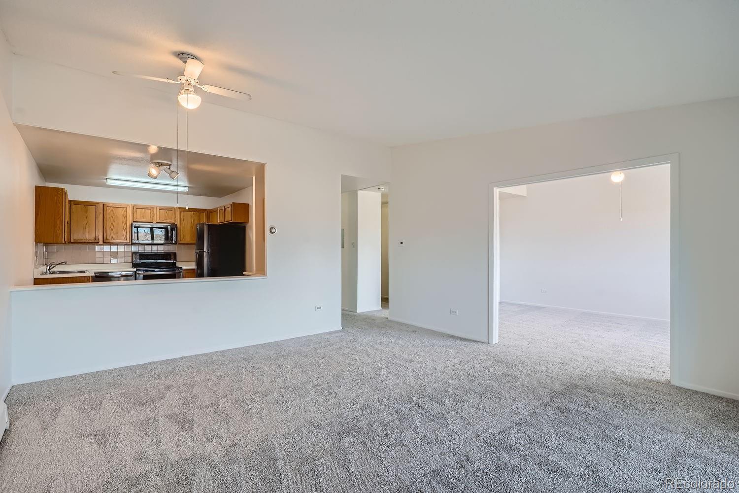 650 S Clinton Street 4D, Denver  MLS: 4840811 Beds: 2 Baths: 2 Price: $210,000