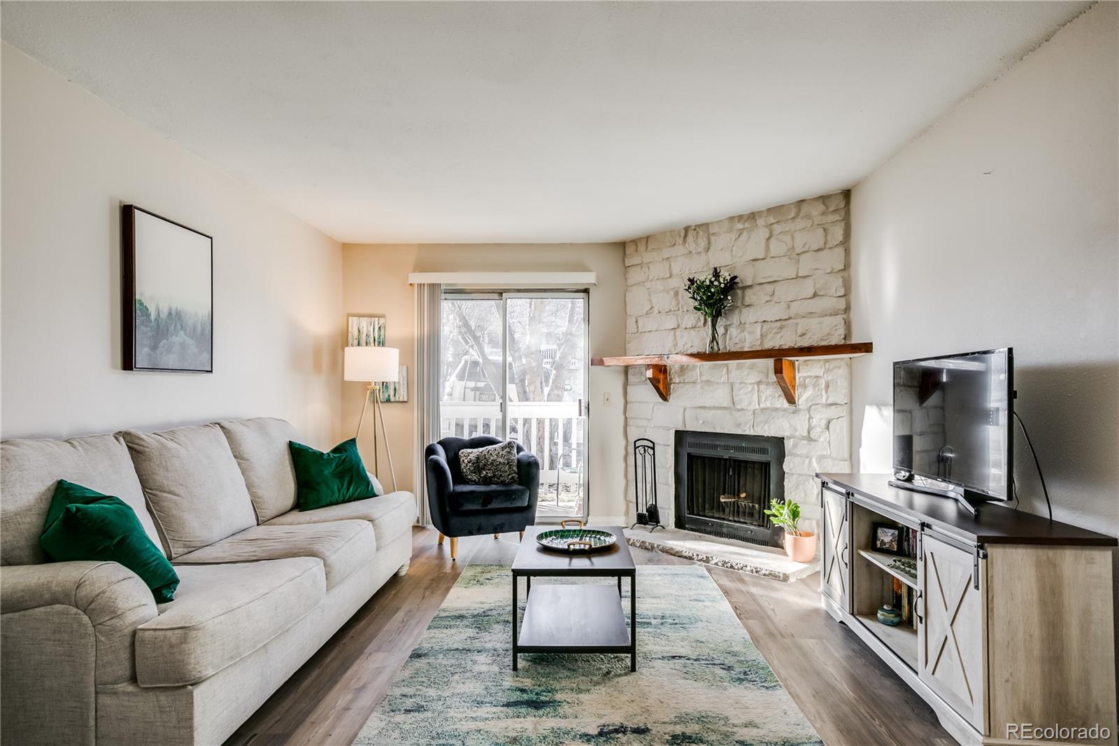 8555 S Fairmount Drive 107, Denver  MLS: 1587053 Beds: 1 Baths: 1 Price: $220,000