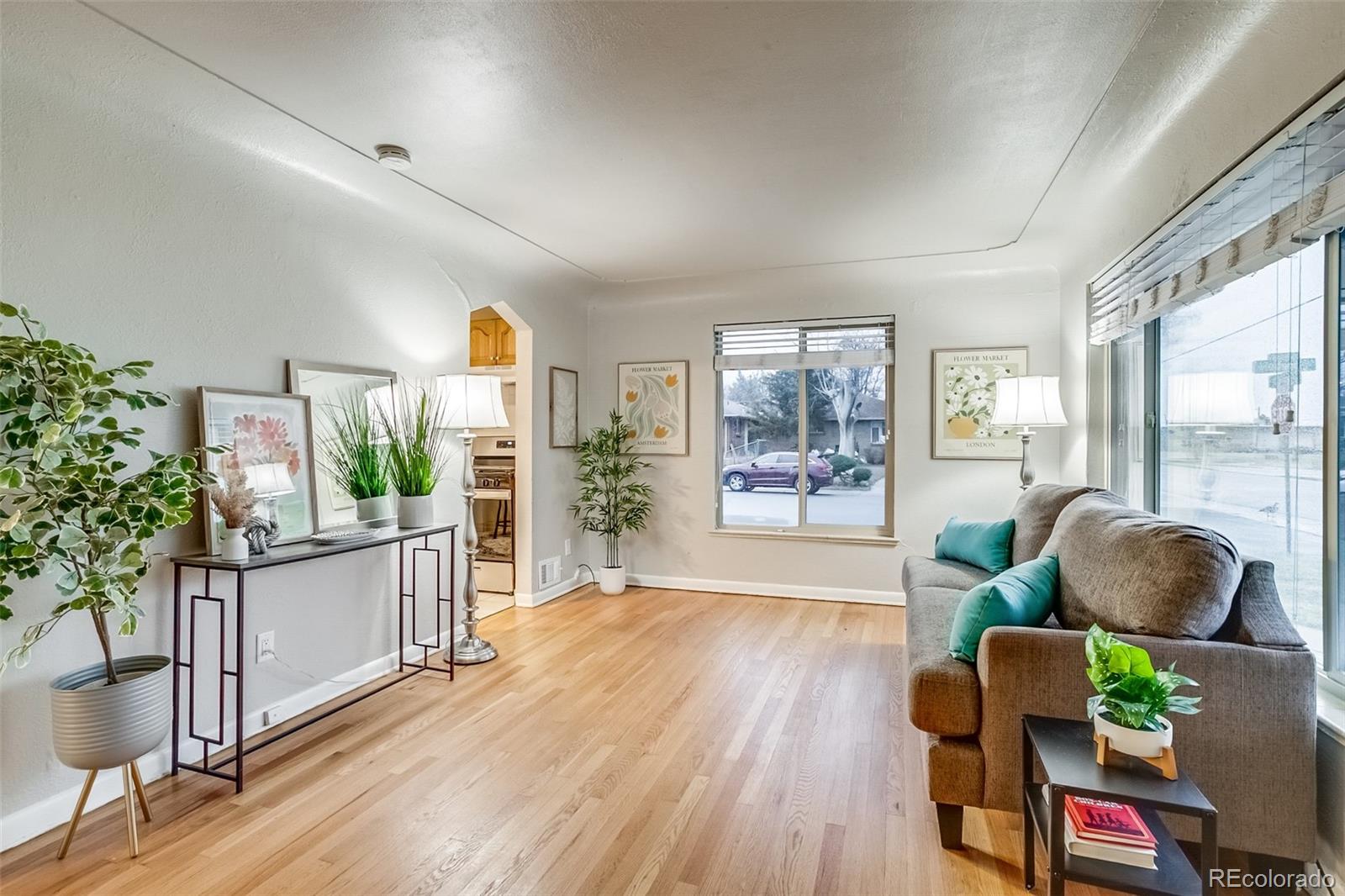 3690 n hudson street, denver sold home. Closed on 2025-05-08 for $360,000.
