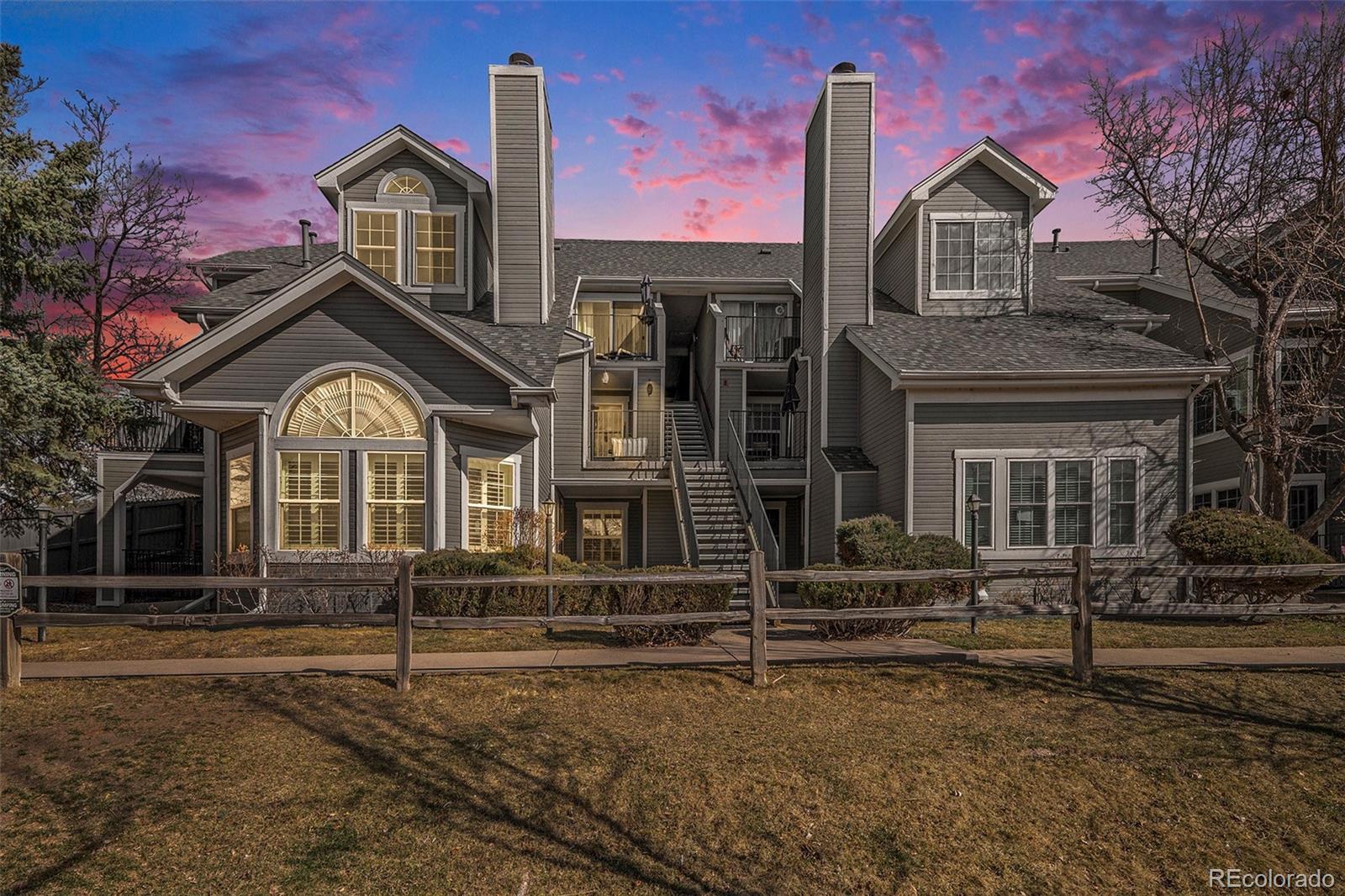 6731 S Ivy Way A5, Centennial  MLS: 2010381 Beds: 2 Baths: 2 Price: $335,000