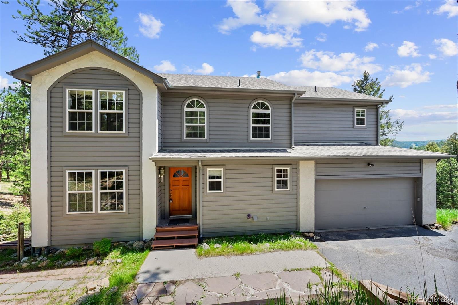 6904  Sprucedale Parkway, evergreen MLS: 8546617 Beds: 4 Baths: 4 Price: $850,000