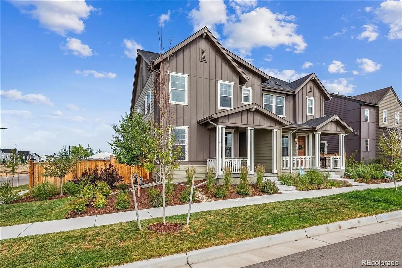 6105 N Hanover Street , Denver  MLS: 8127035 Beds: 4 Baths: 4 Price: $755,000