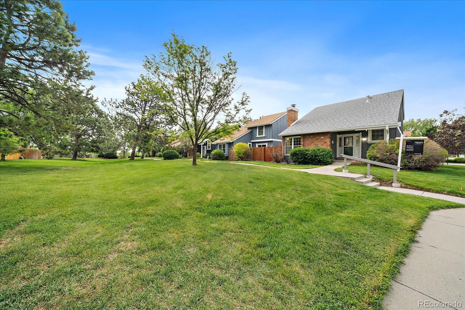 8699  Garrison Court, arvada MLS: 9342518 Beds: 4 Baths: 4 Price: $640,000