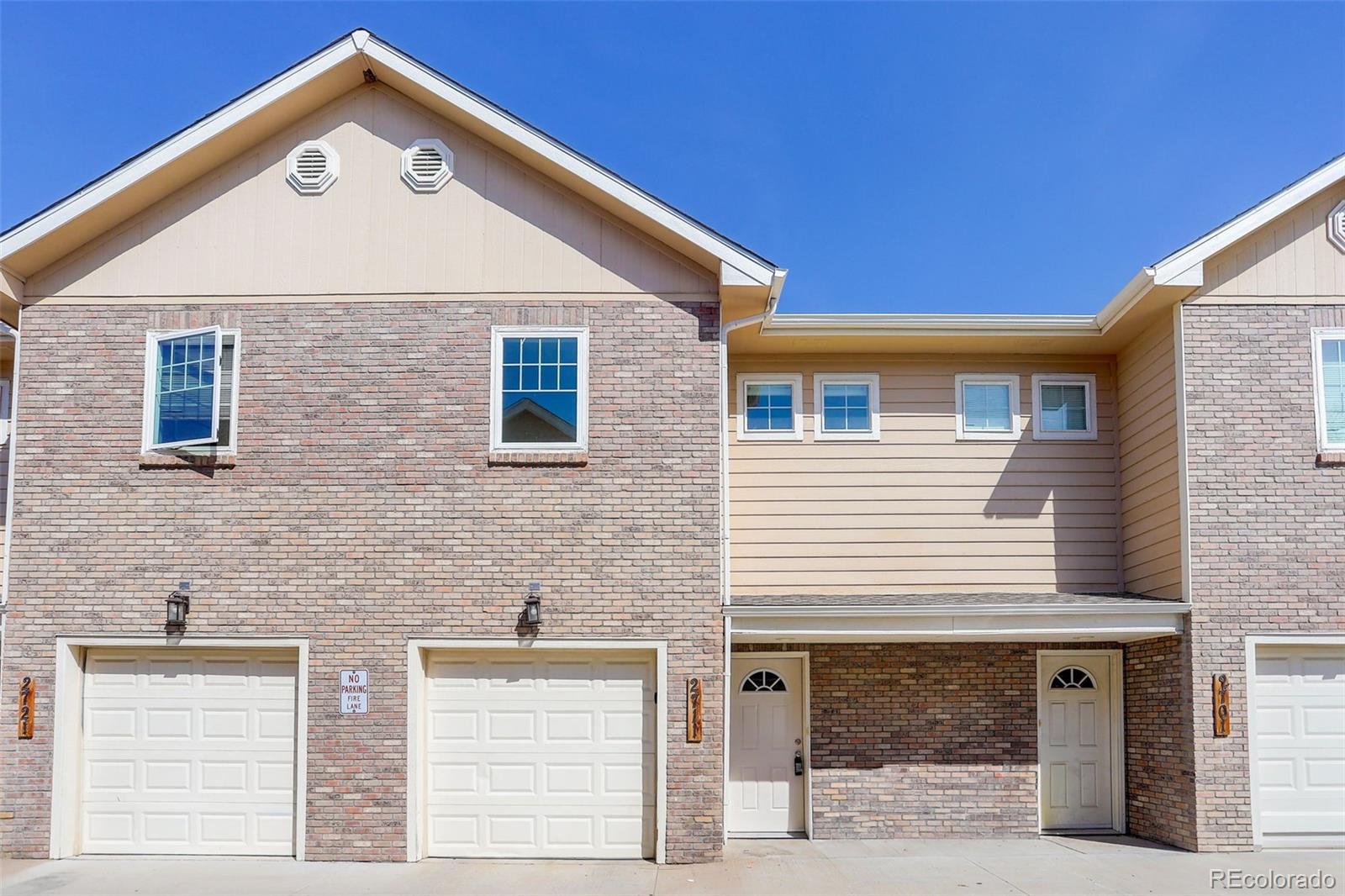 Mesa Aurora Home | MLS #: 85642542711 N Sable Boulevard, Aurora Beds: 3 Baths: 3 Price: $328,900