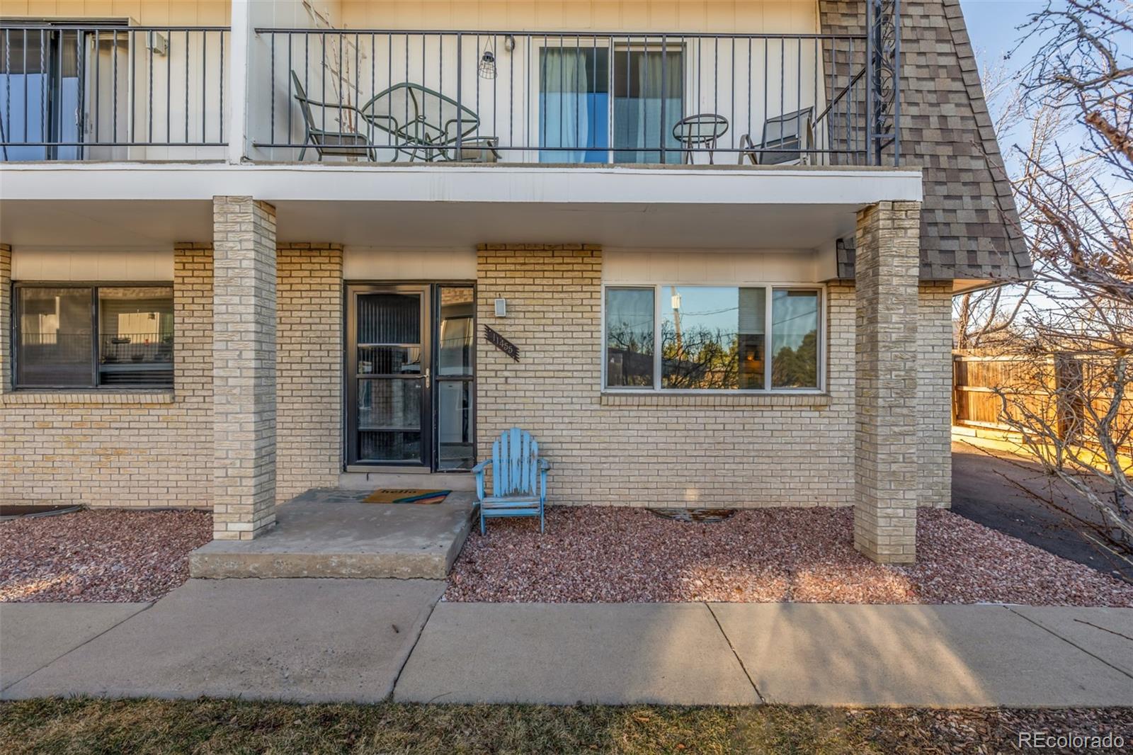 11455 W 17th Place , Lakewood  MLS: 6360775 Beds: 3 Baths: 3 Price: $365,000