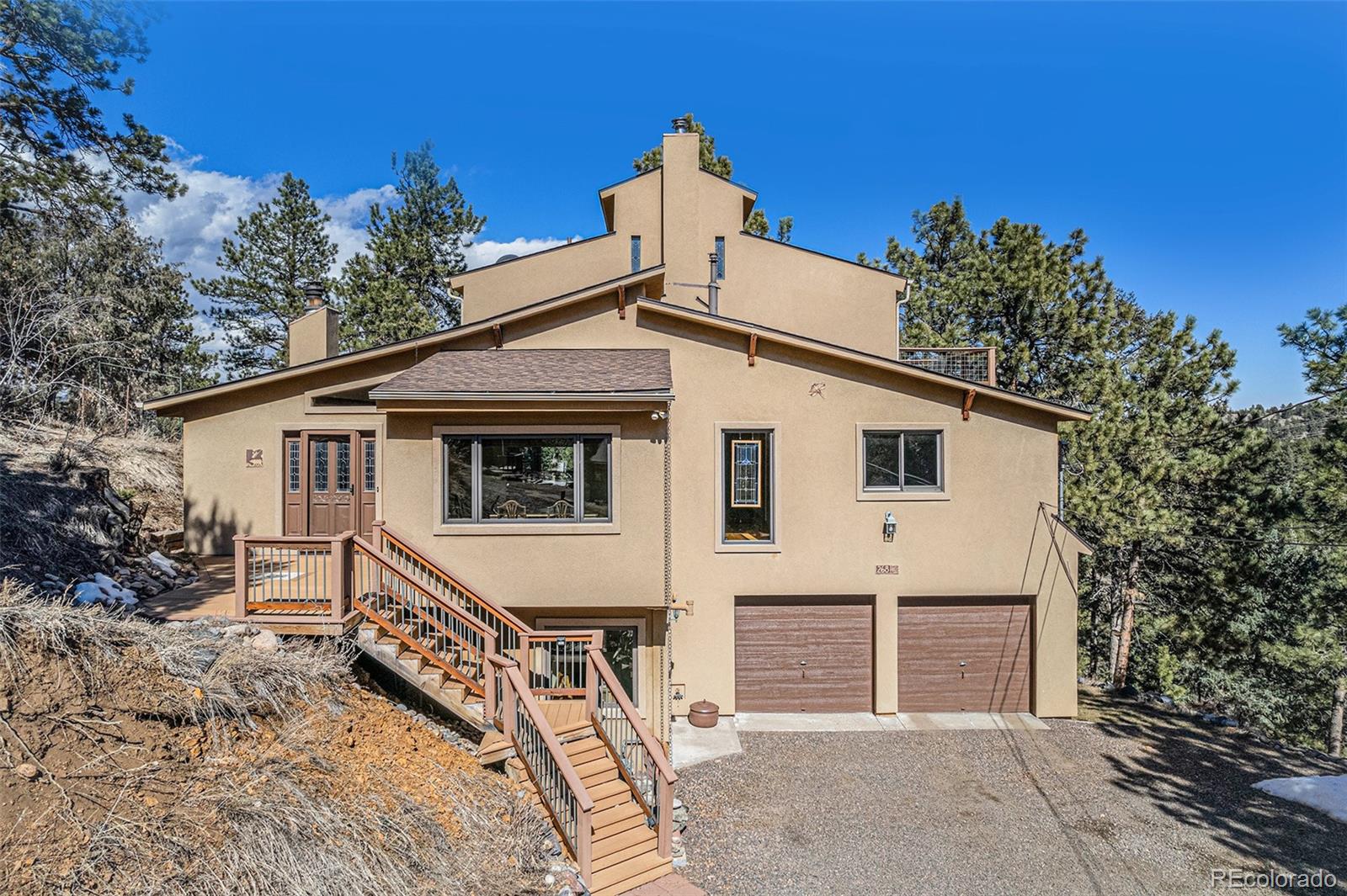 268  Cedar Road, golden MLS: 8487639 Beds: 3 Baths: 2 Price: $890,000