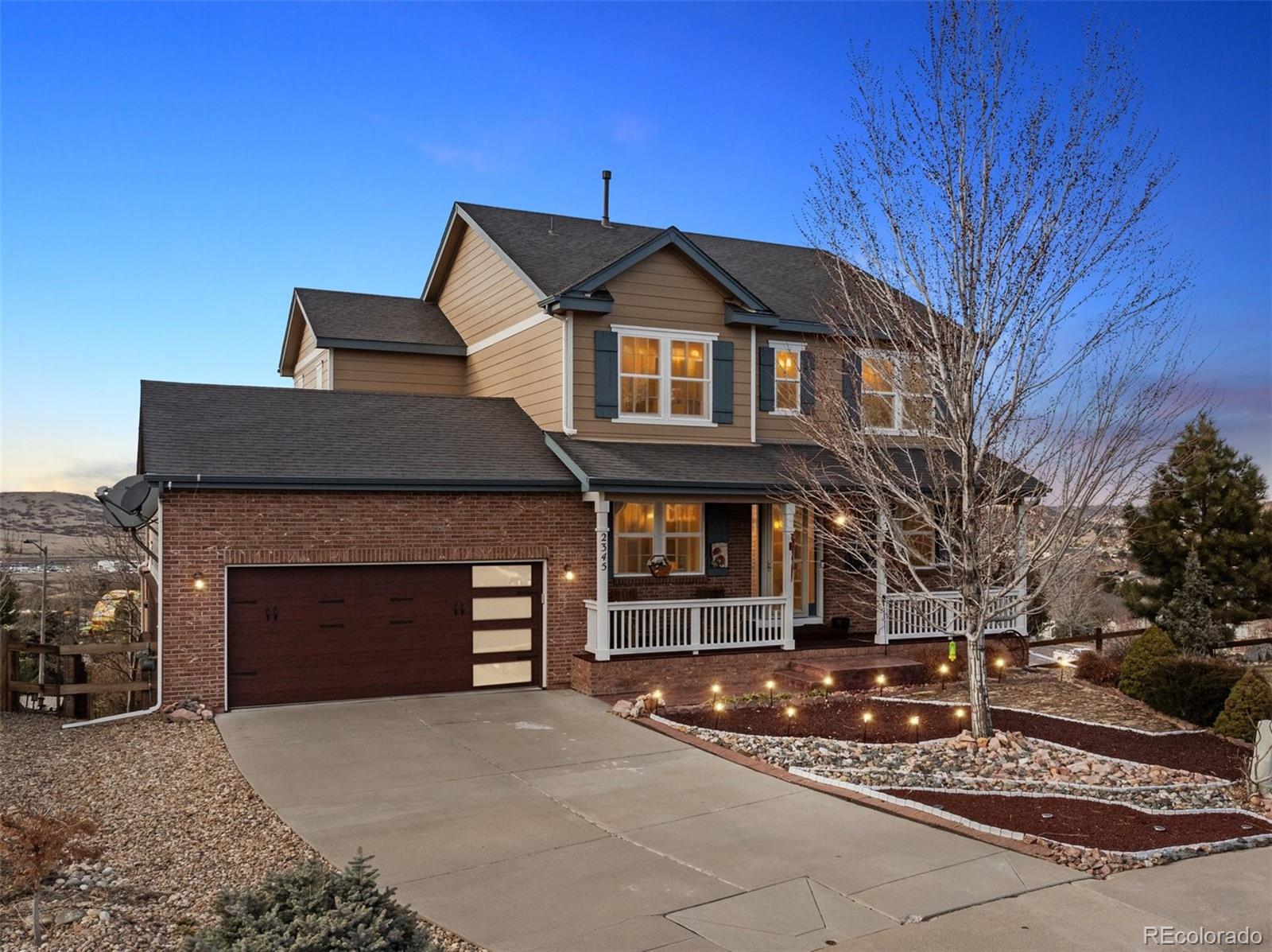 2345  Tavern Way, castle rock MLS: 3770015 Beds: 4 Baths: 3 Price: $700,000