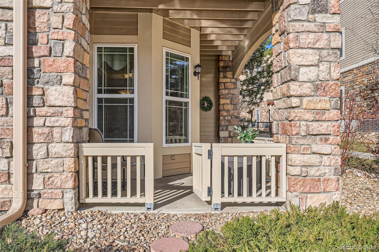 8465 S Holland Way 101, Littleton  MLS: 7441761 Beds: 2 Baths: 2 Price: $415,000