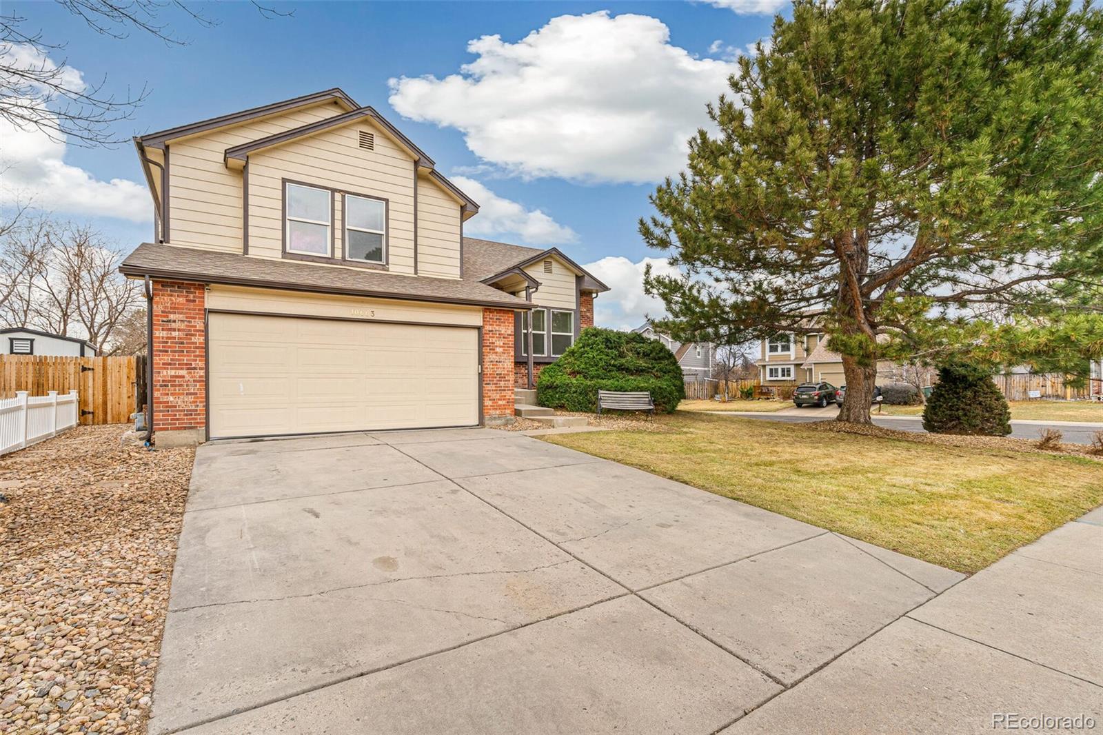 10663  Dexter Drive, thornton MLS: 6691053 Beds: 4 Baths: 3 Price: $549,000