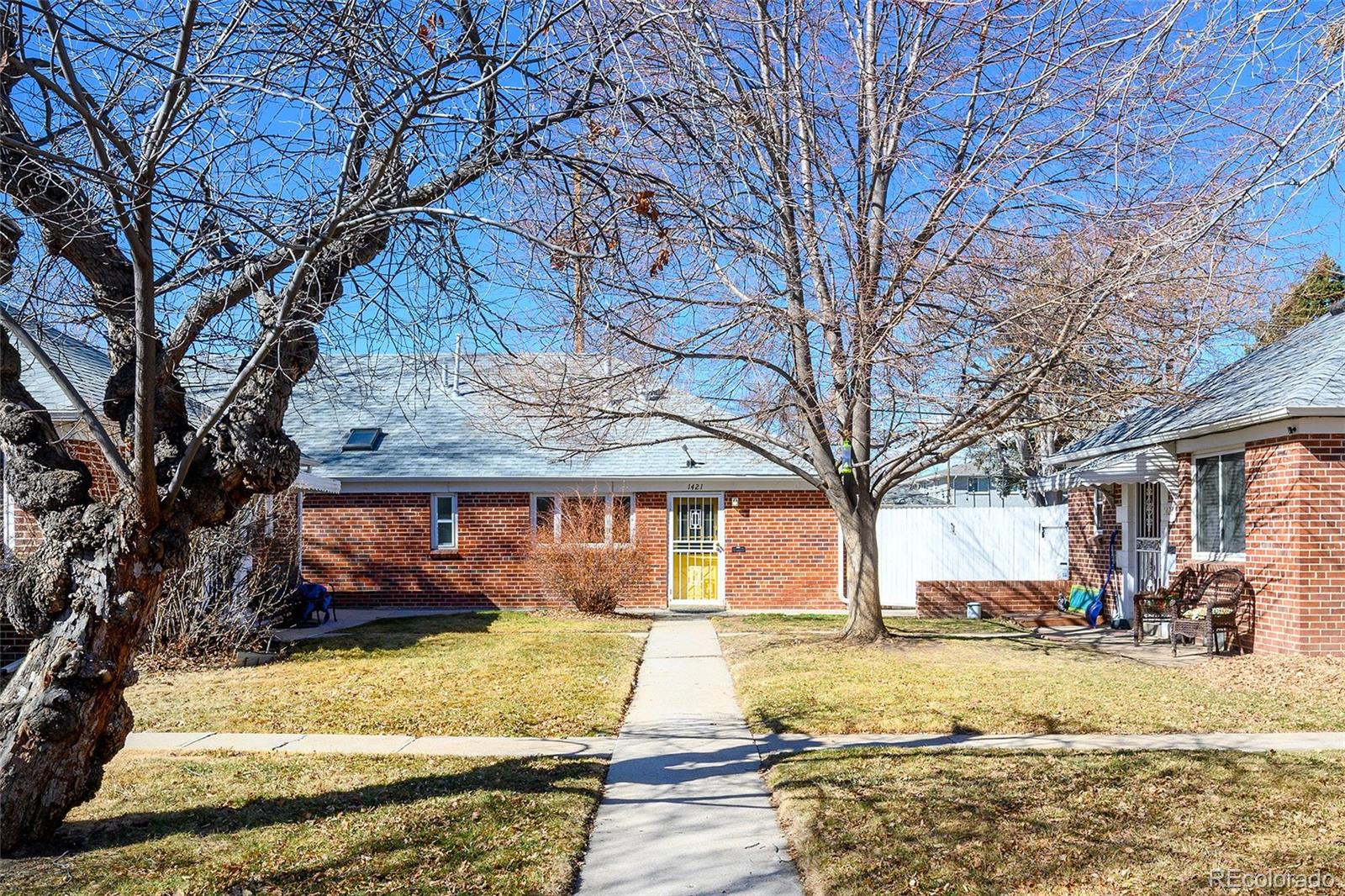 1421  jasmine street, Denver sold home. Closed on 2025-09-15 for $381,930.
