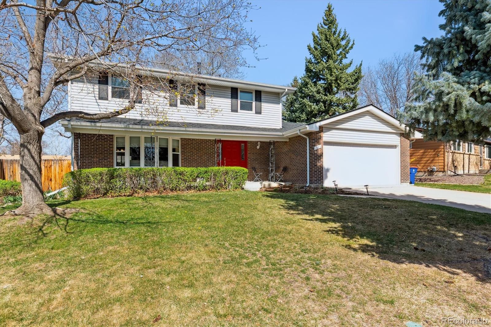 1395  Abilene Drive, broomfield MLS: 3389935 Beds: 4 Baths: 3 Price: $650,000