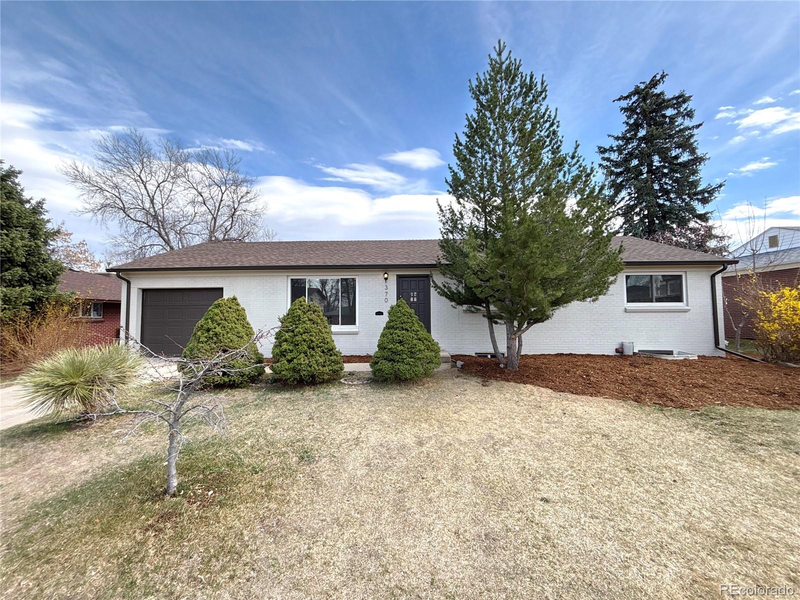 370  Fulton Street, aurora MLS: 8032568 Beds: 5 Baths: 3 Price: $490,000