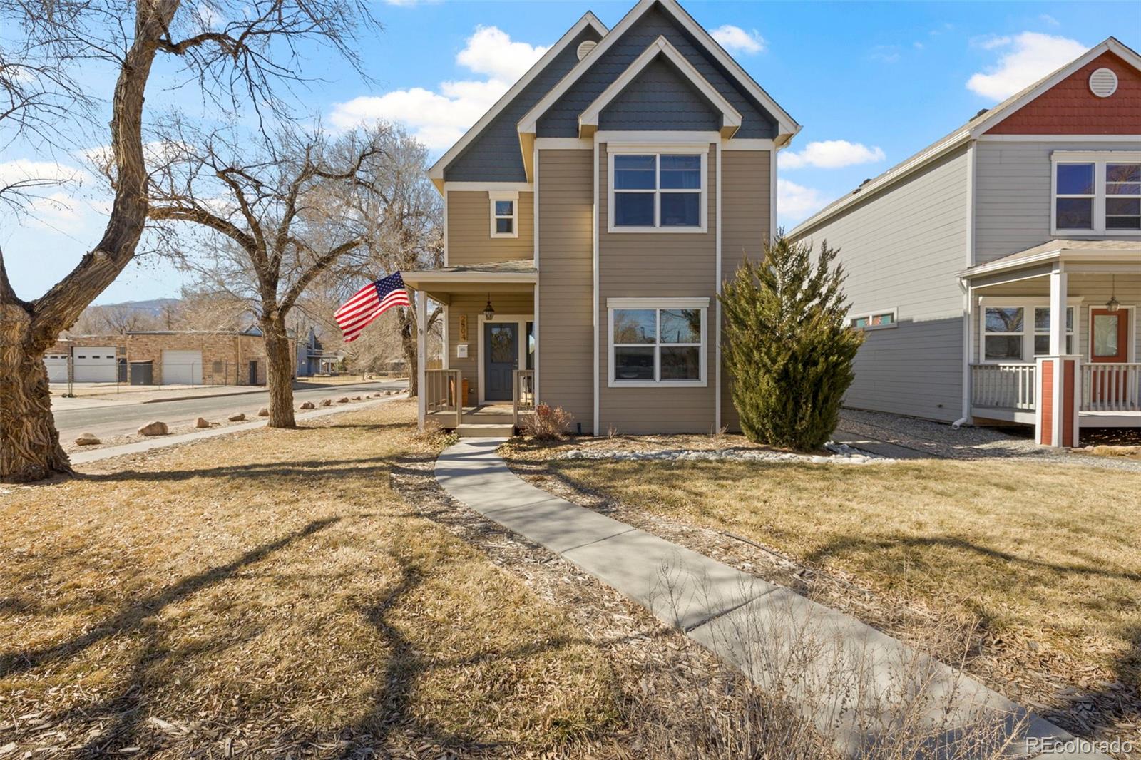 Roswell Colorado Springs Home | MLS #: 97078132504  Wood Avenue, Colorado Springs Beds: 3 Baths: 3 Price: $450,000