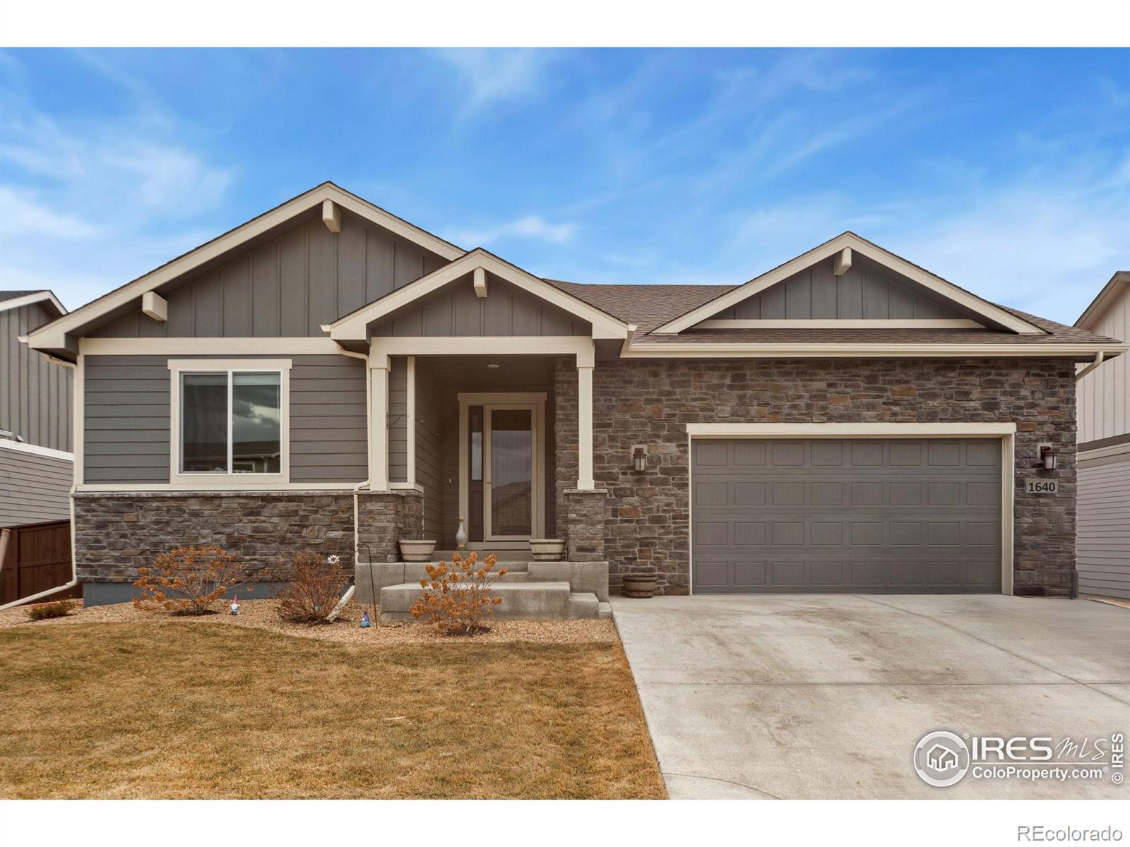 1640  Black Kettle Street, loveland MLS: 4567891027792 Beds: 5 Baths: 3 Price: $685,000