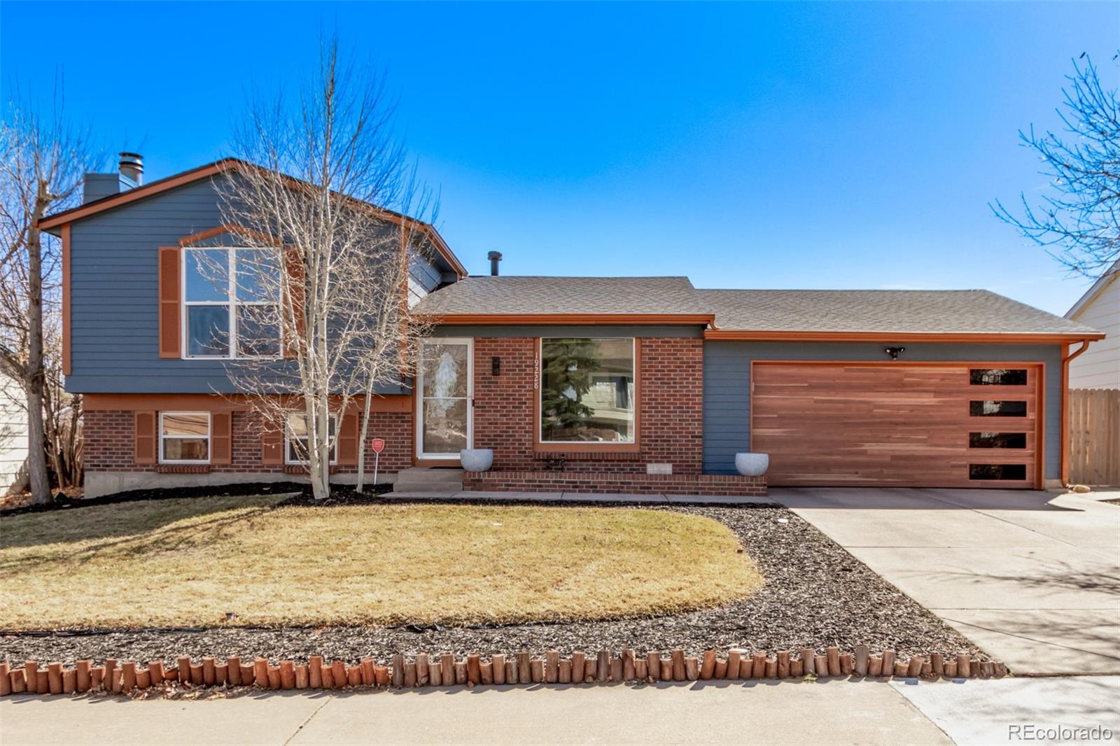 19228 E Arizona Place, aurora MLS: 2031110 Beds: 3 Baths: 2 Price: $465,000