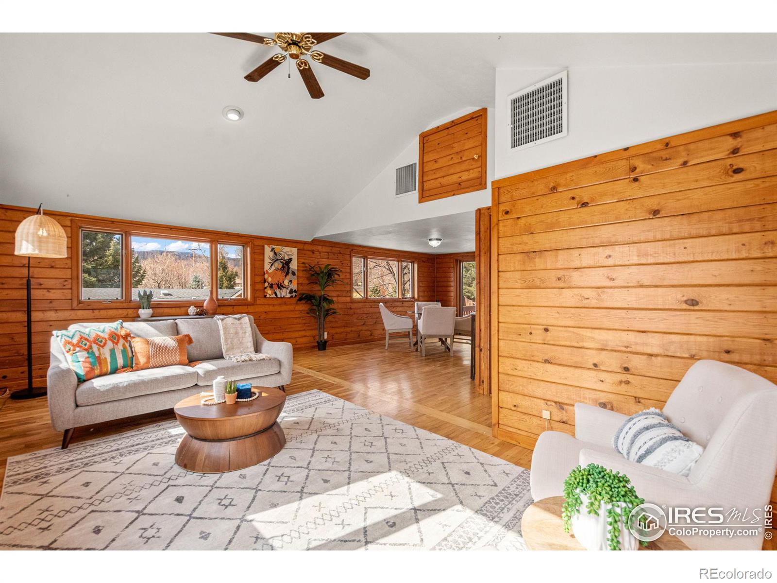 220  Stickney Avenue, lyons MLS: 4567891027829 Beds: 3 Baths: 3 Price: $735,000