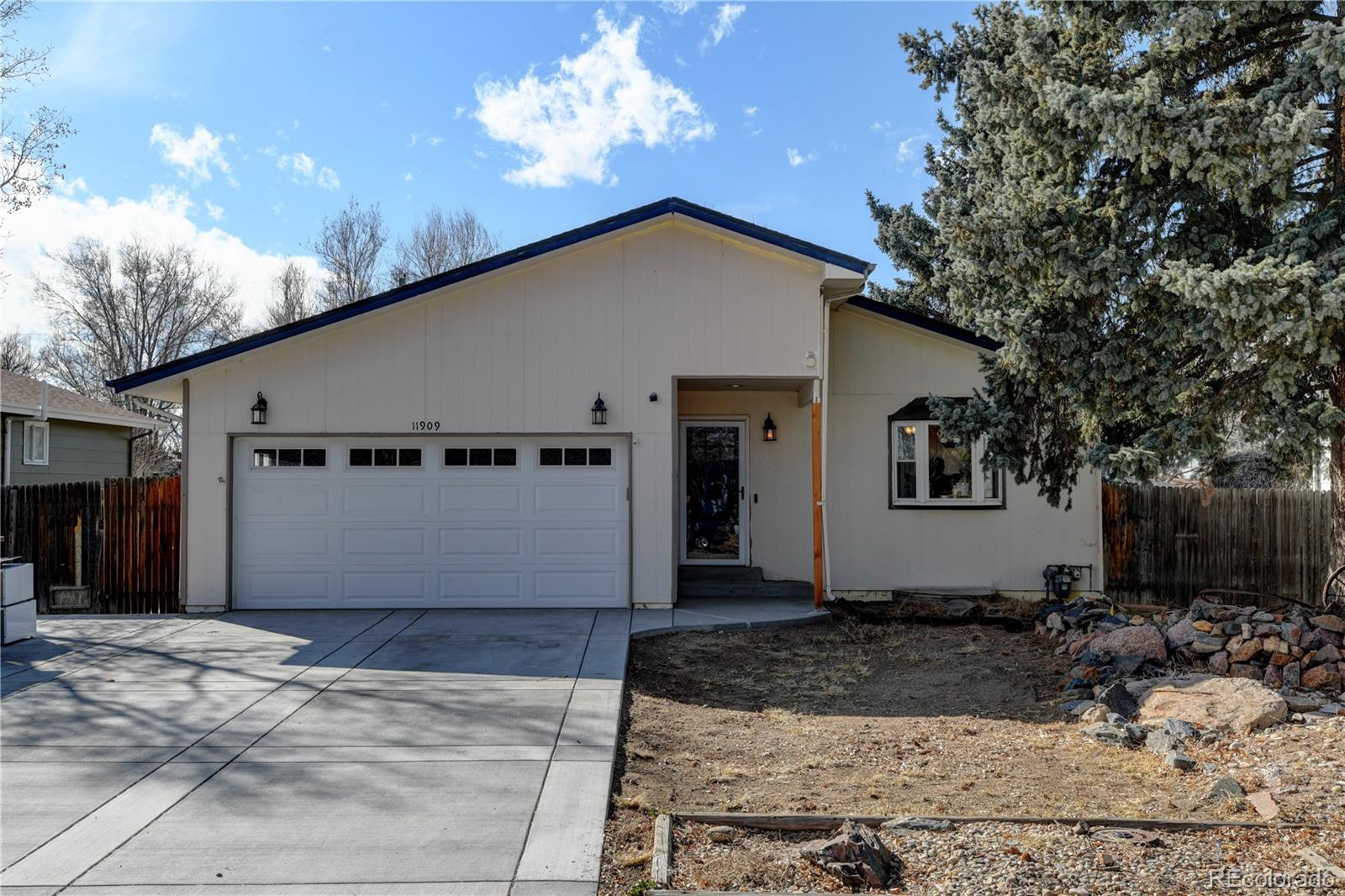 11909 S Clayson Street, parker MLS: 5995662 Beds: 4 Baths: 3 Price: $544,000